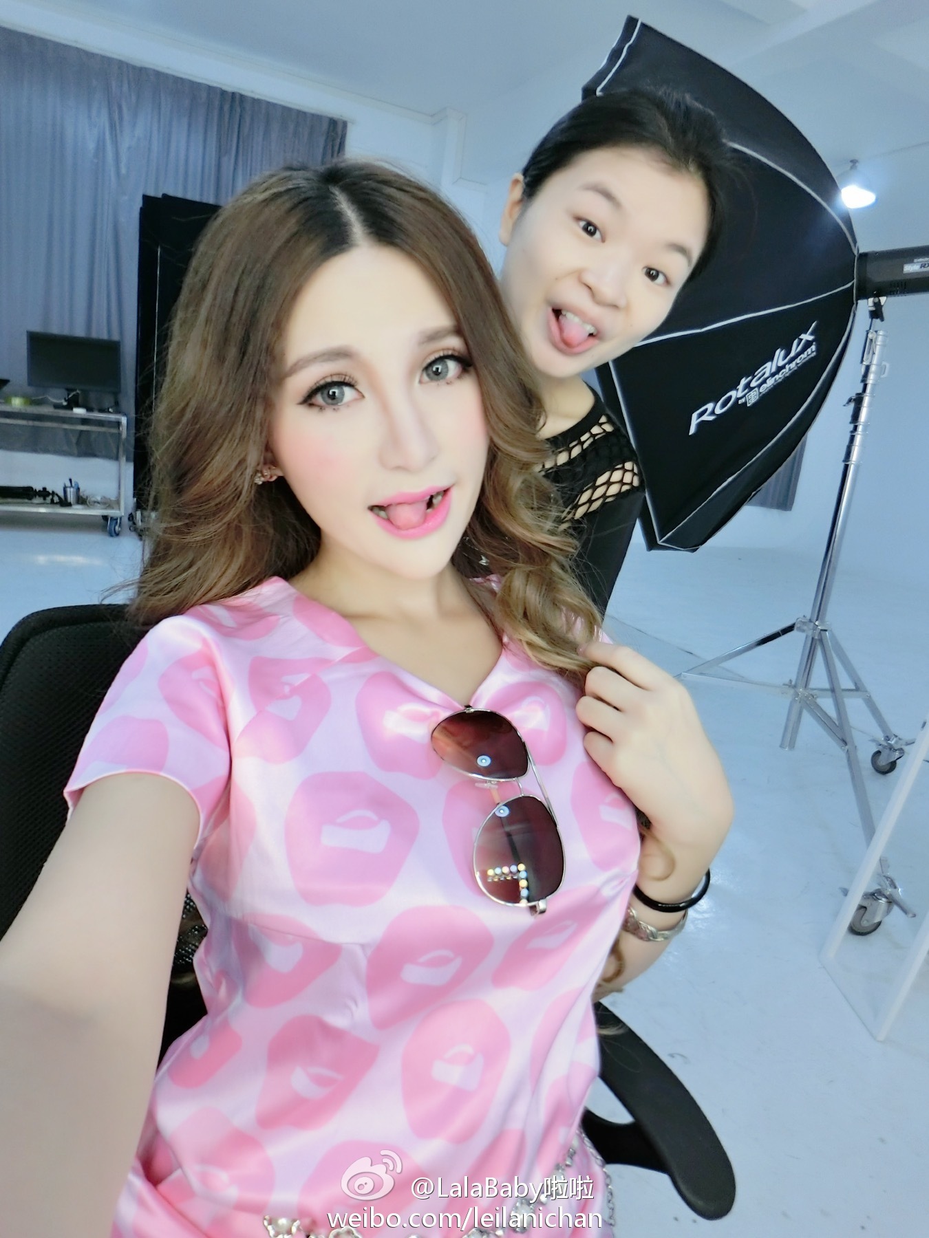 清新美少女 LalaBaby啦啦 生活照 2