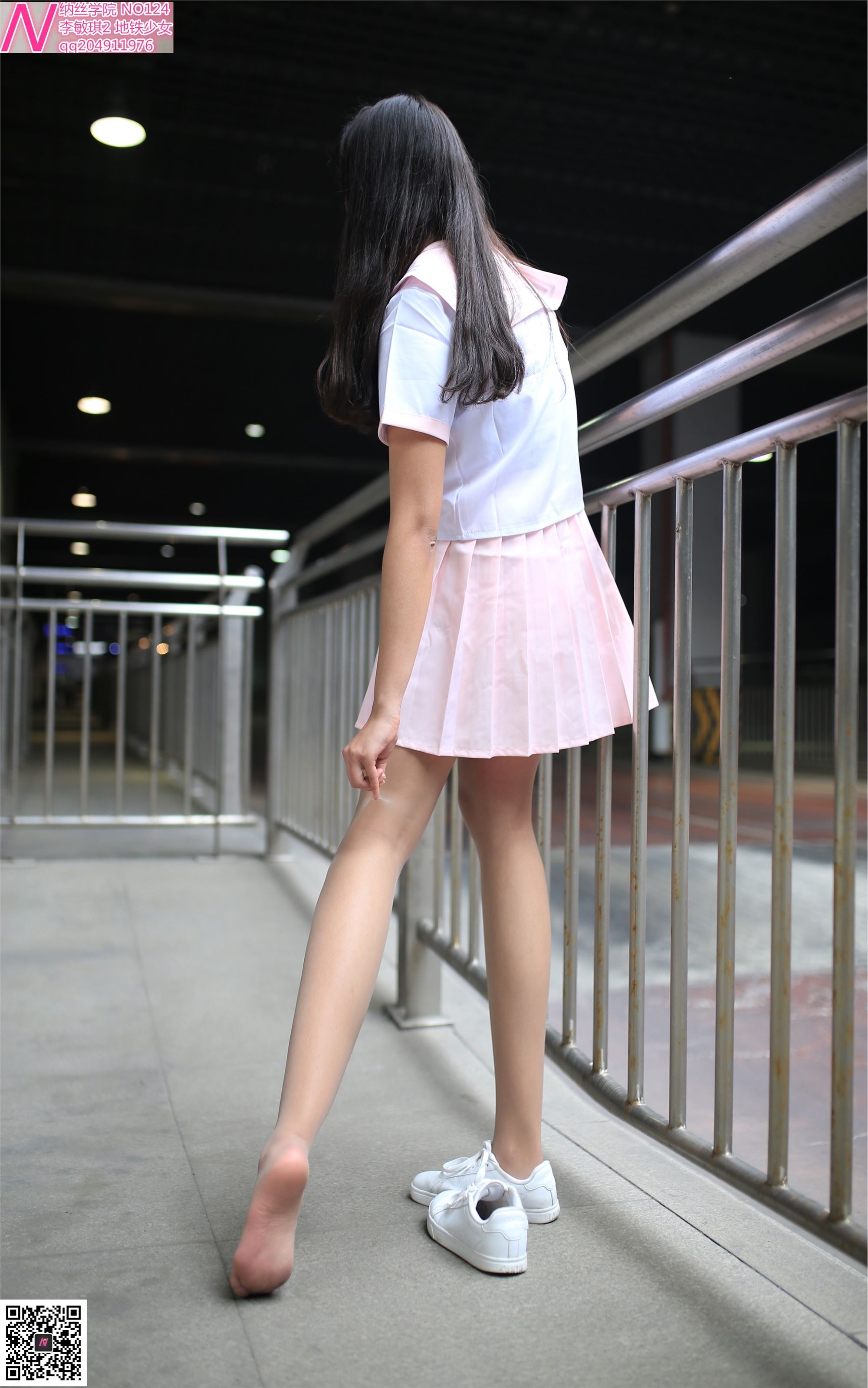 124张诗敏地铁少女92p 纳丝摄影