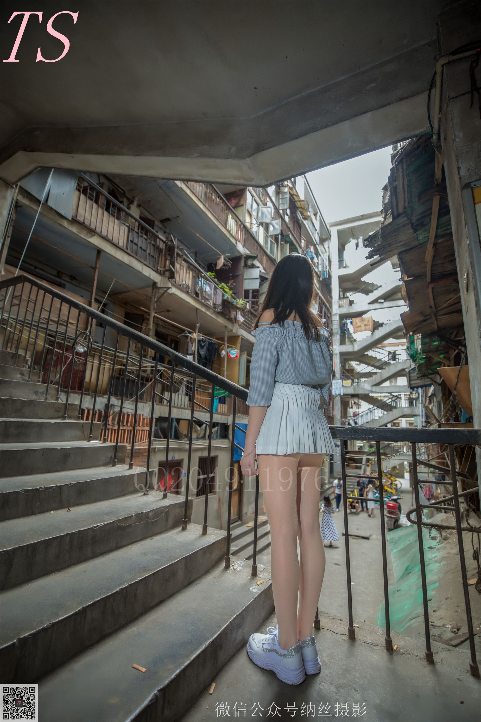 135偲偲76p 纳丝摄影