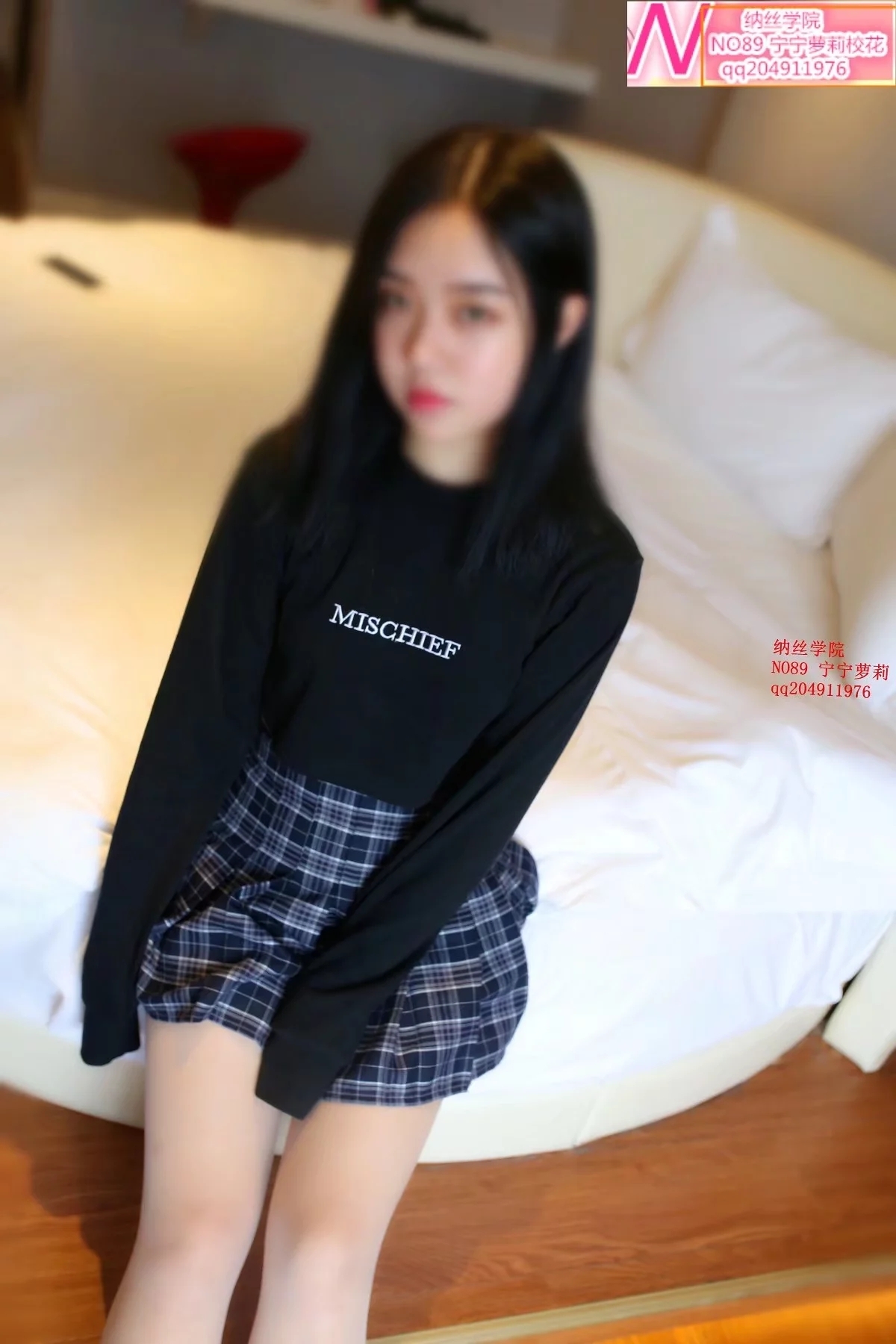 089宁宁校花64p  纳丝摄影