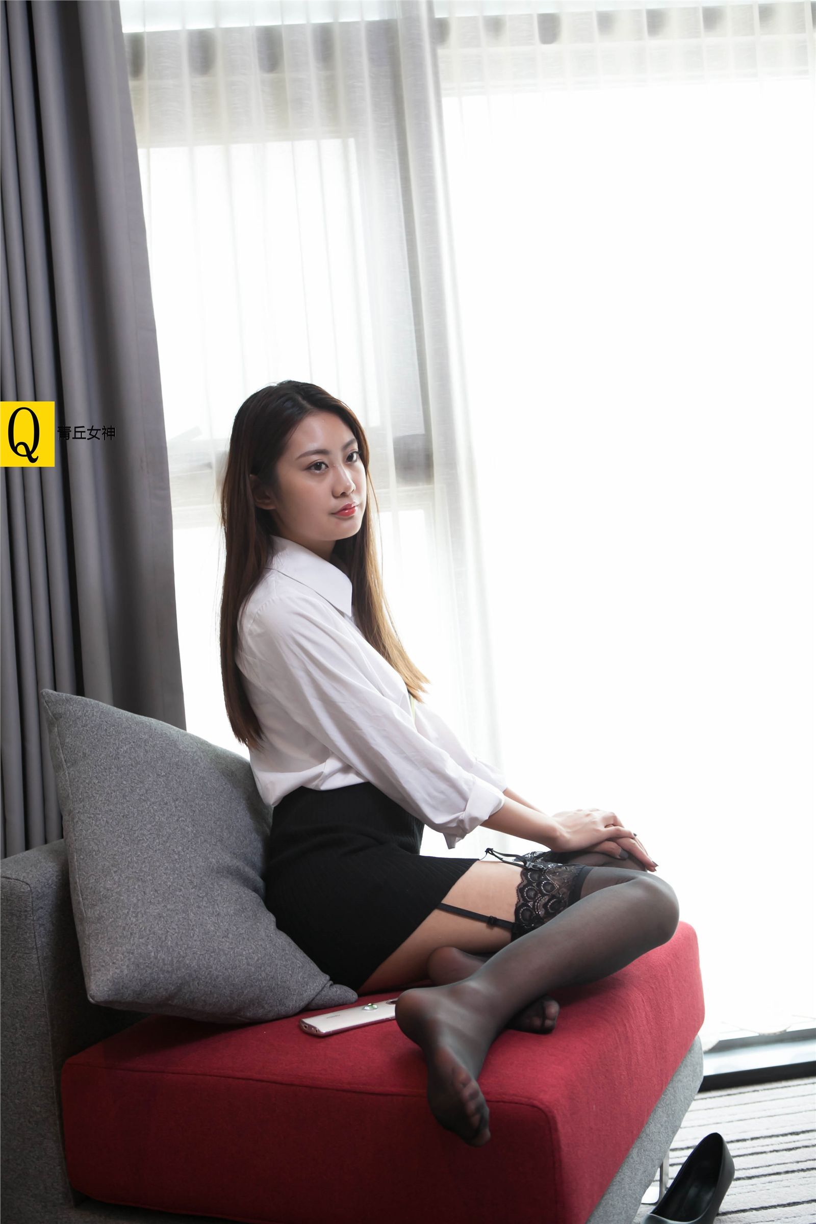 青丘女神丝袜美腿系列写真1