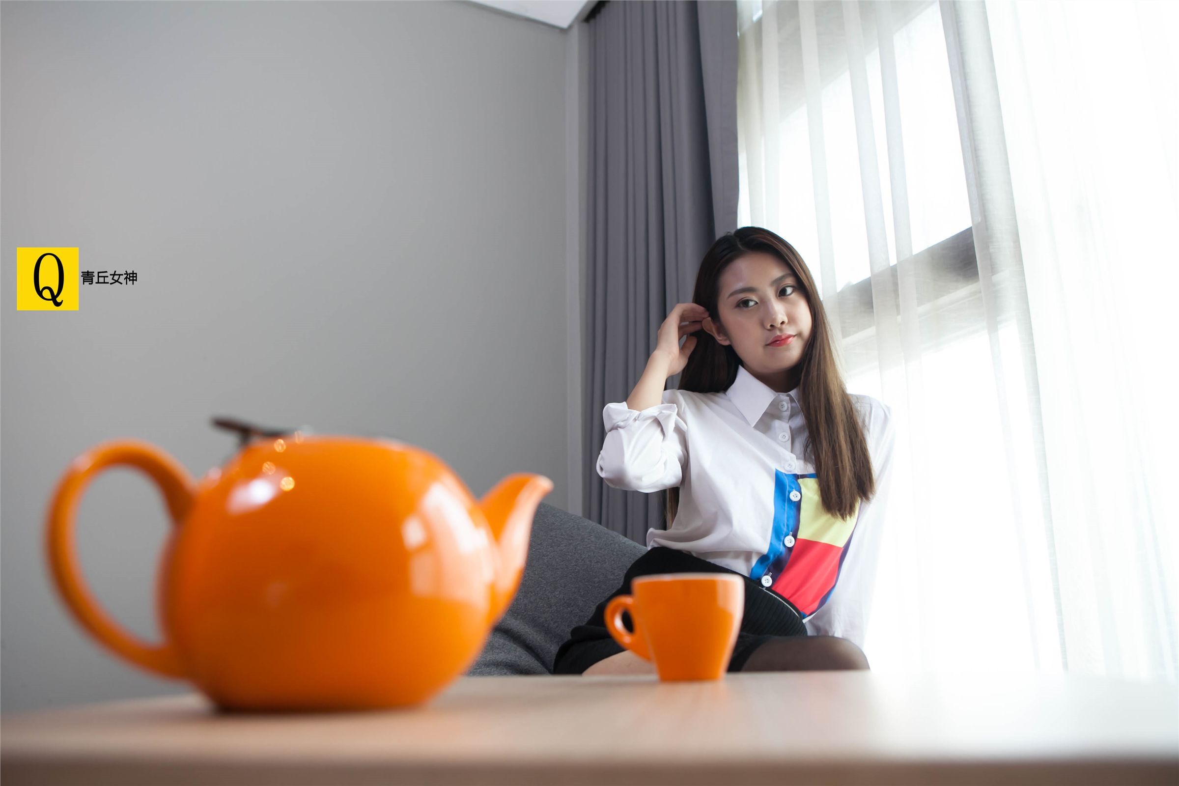 青丘女神丝袜美腿系列写真1