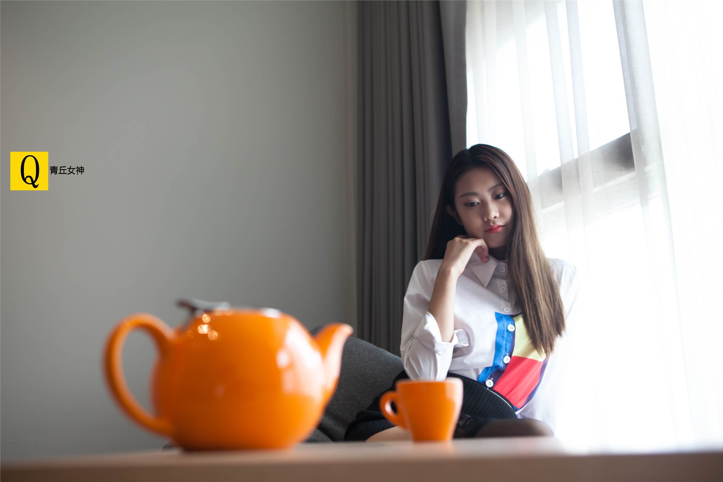 青丘女神丝袜美腿系列写真1