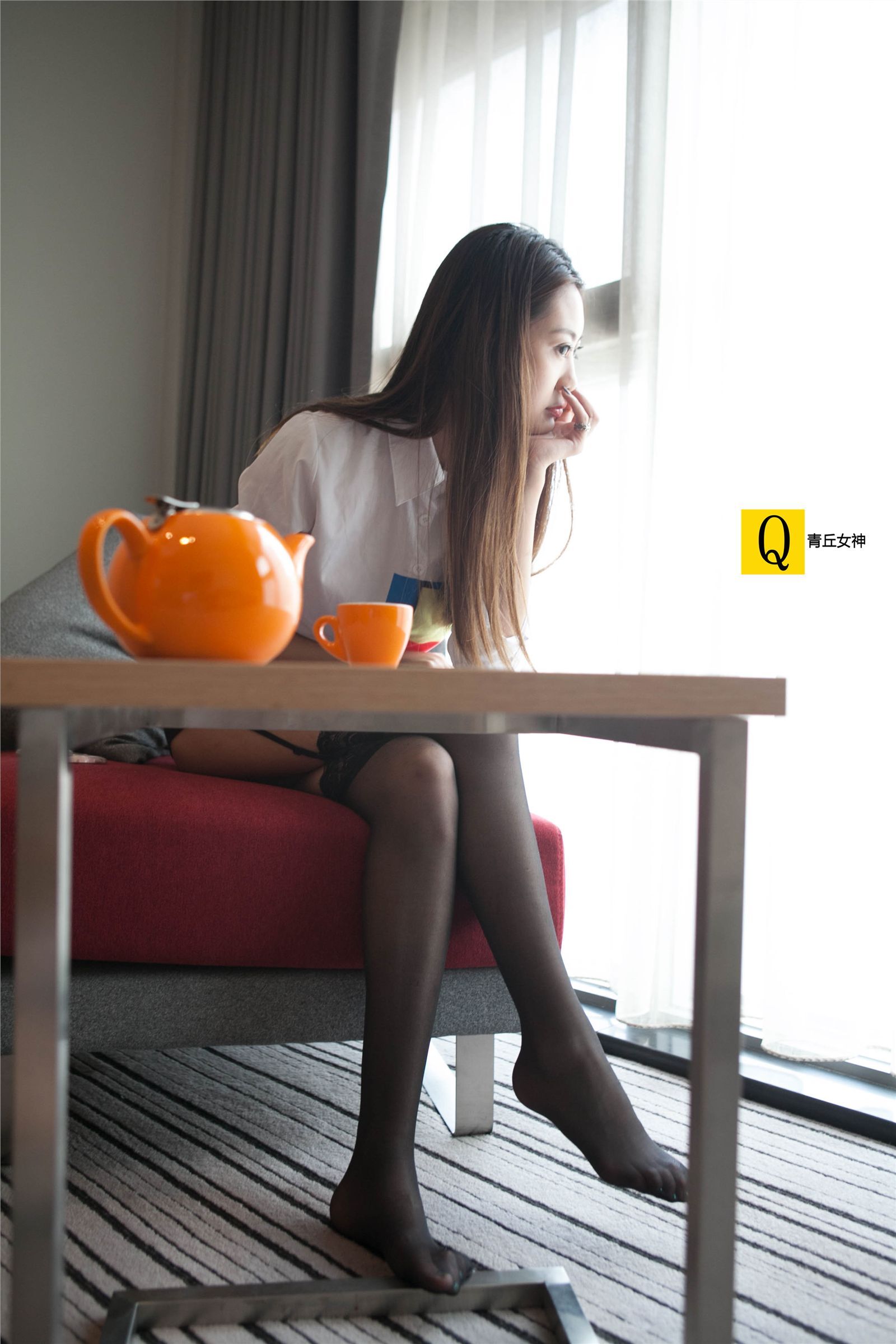 青丘女神丝袜美腿系列写真2