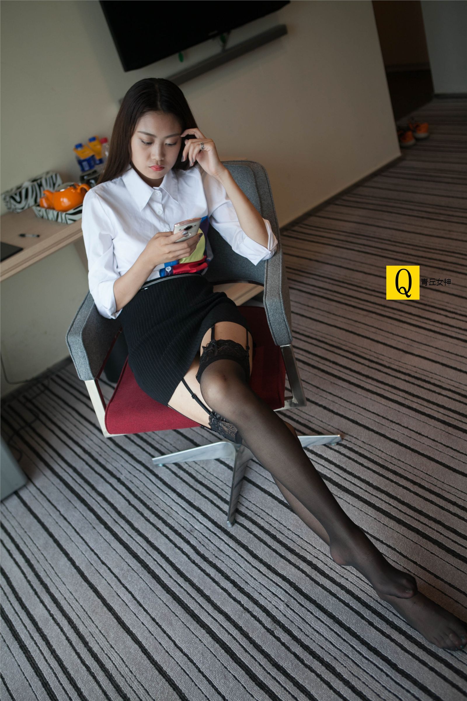 青丘女神丝袜美腿系列写真2