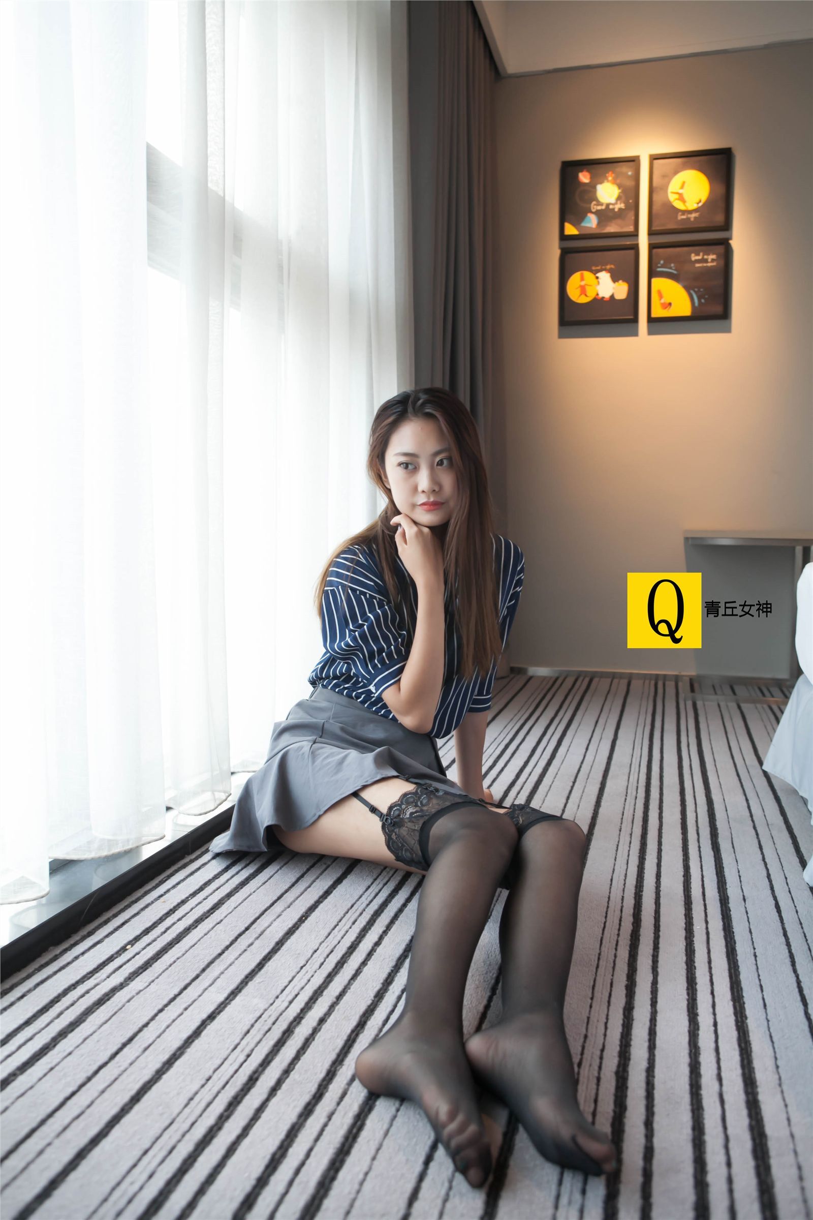 青丘女神丝袜美腿系列写真3