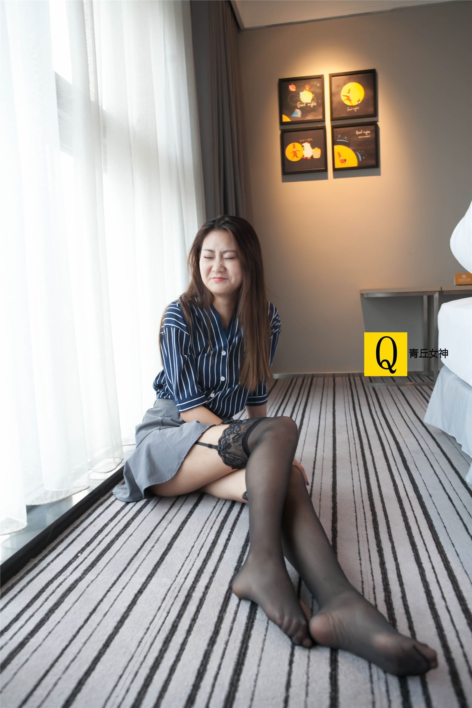 青丘女神丝袜美腿系列写真3