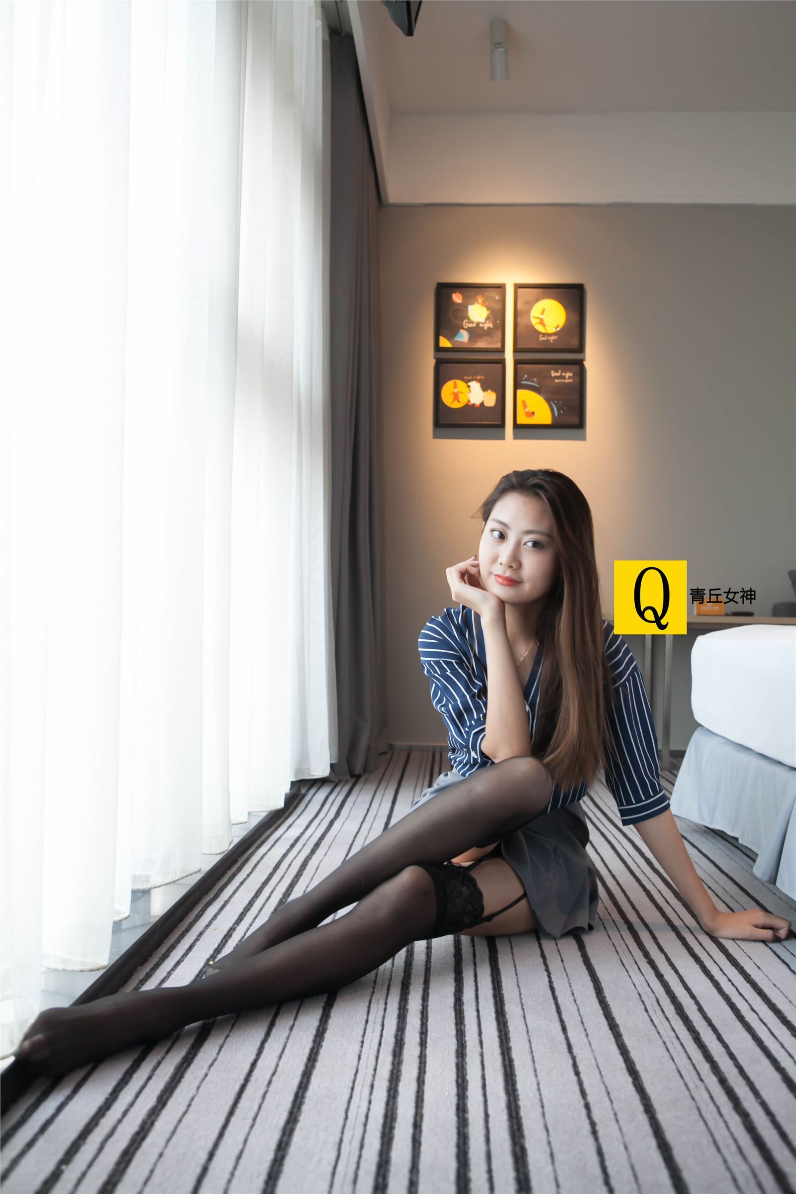 青丘女神丝袜美腿系列写真3