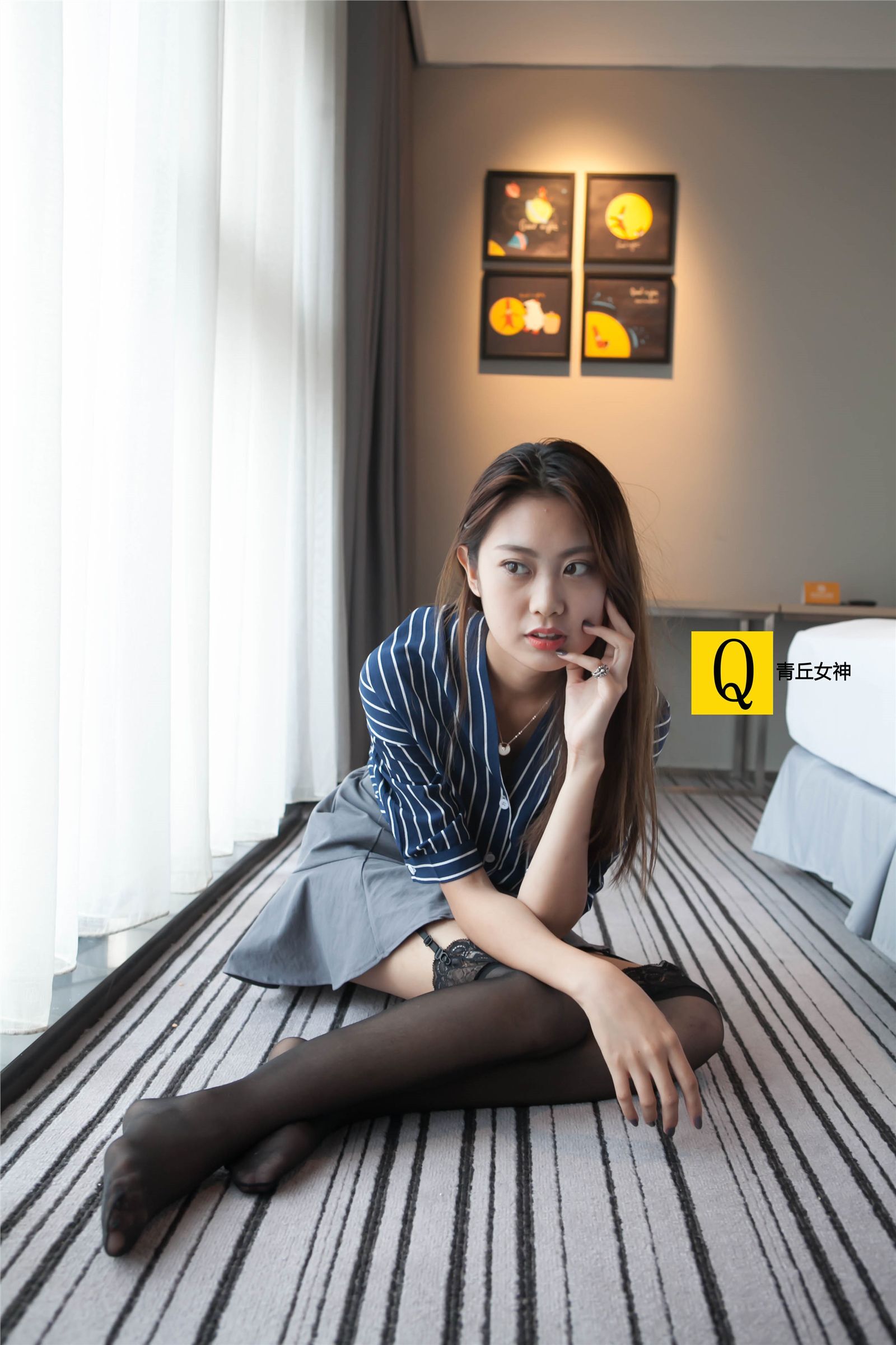 青丘女神丝袜美腿系列写真3