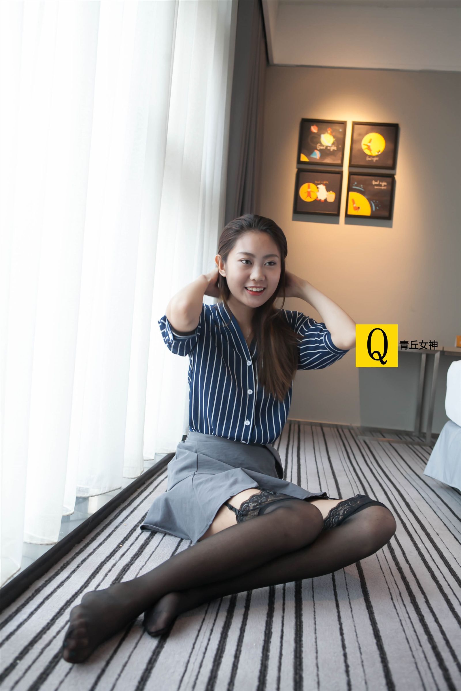 青丘女神丝袜美腿系列写真3