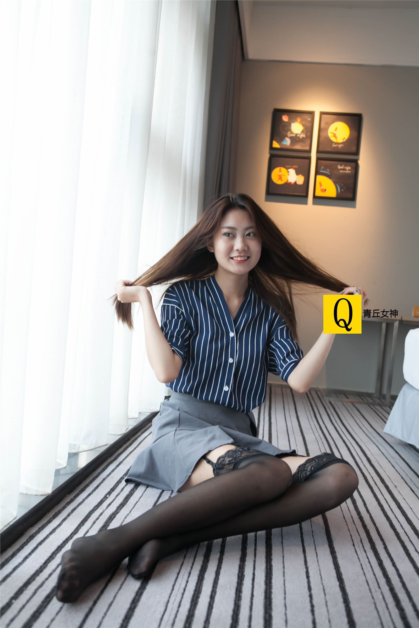 青丘女神丝袜美腿系列写真3