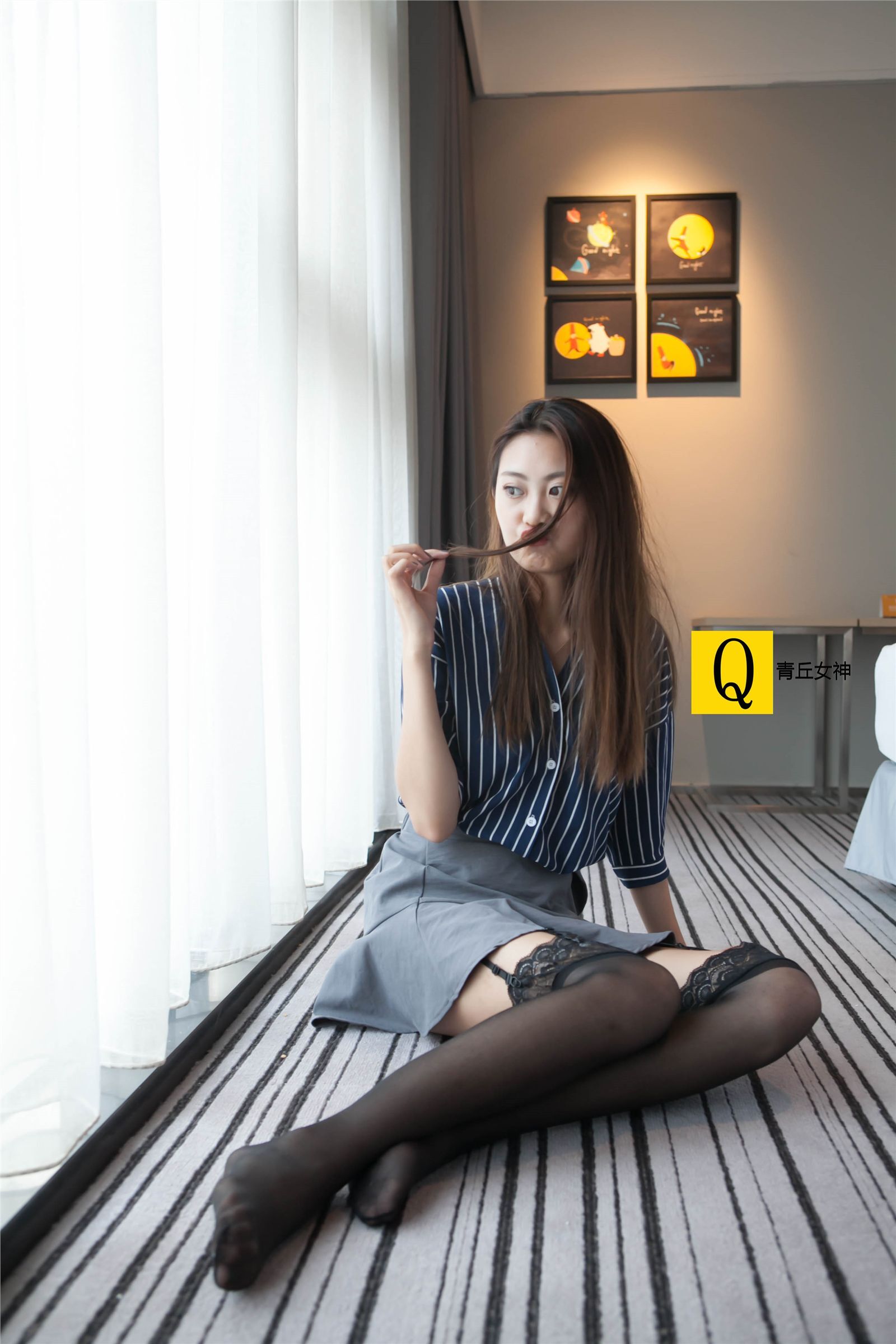 青丘女神丝袜美腿系列写真3