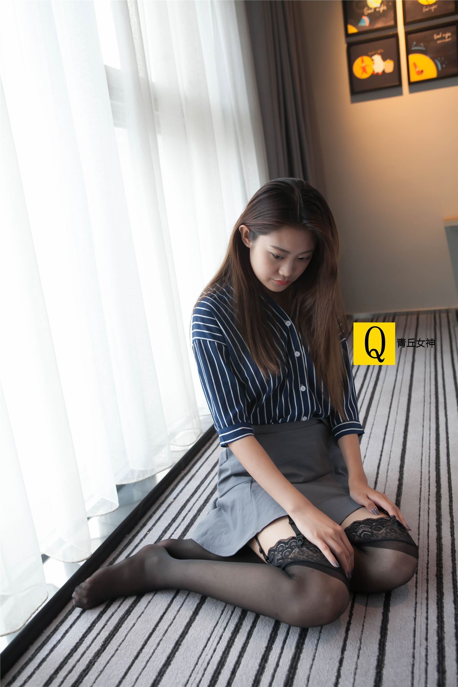 青丘女神丝袜美腿系列写真3