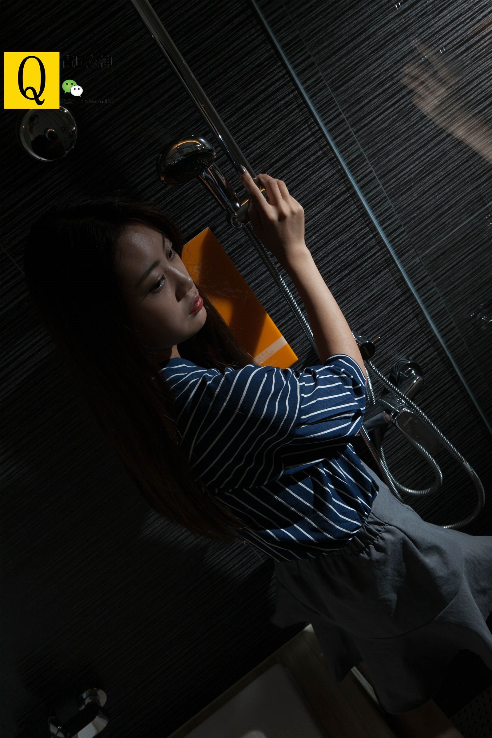 青丘女神丝袜美腿系列写真4