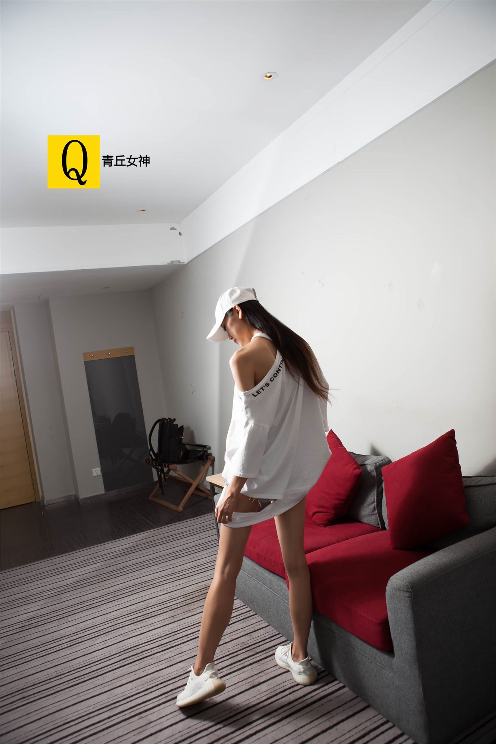 青丘女神丝袜美腿系列写真5