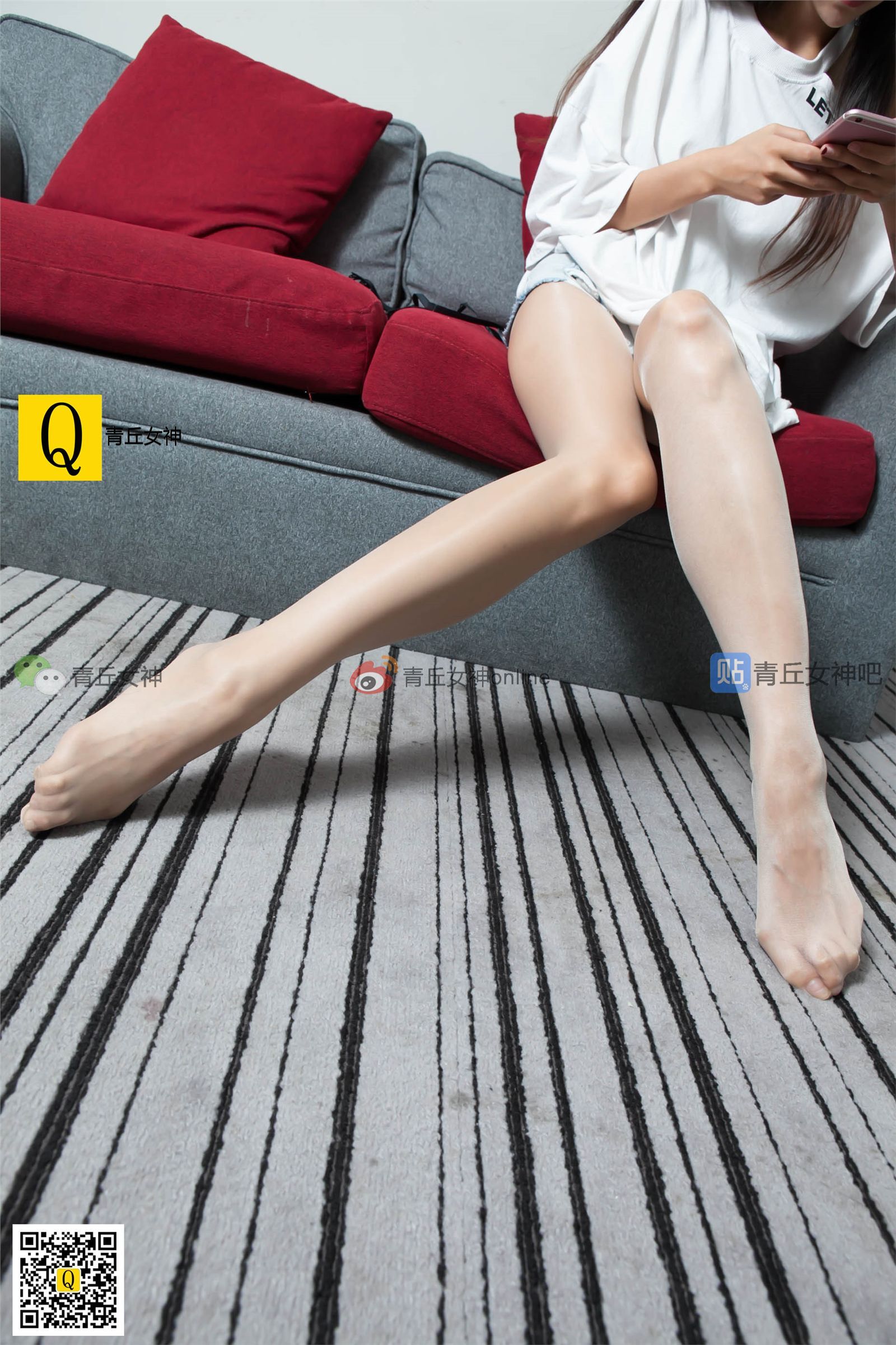 青丘女神丝袜美腿系列写真6