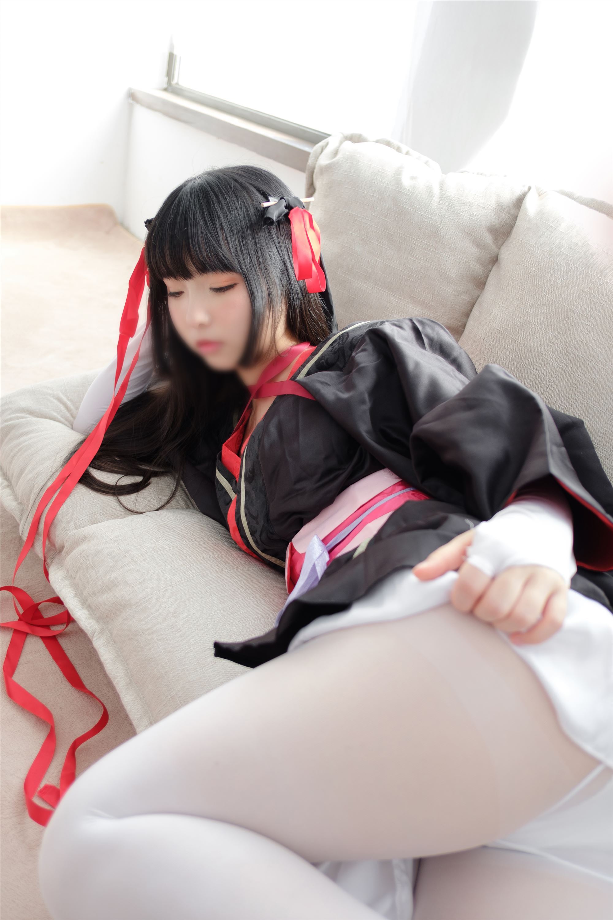 [森萝财团]萝莉丝足写真 ALPHA-004