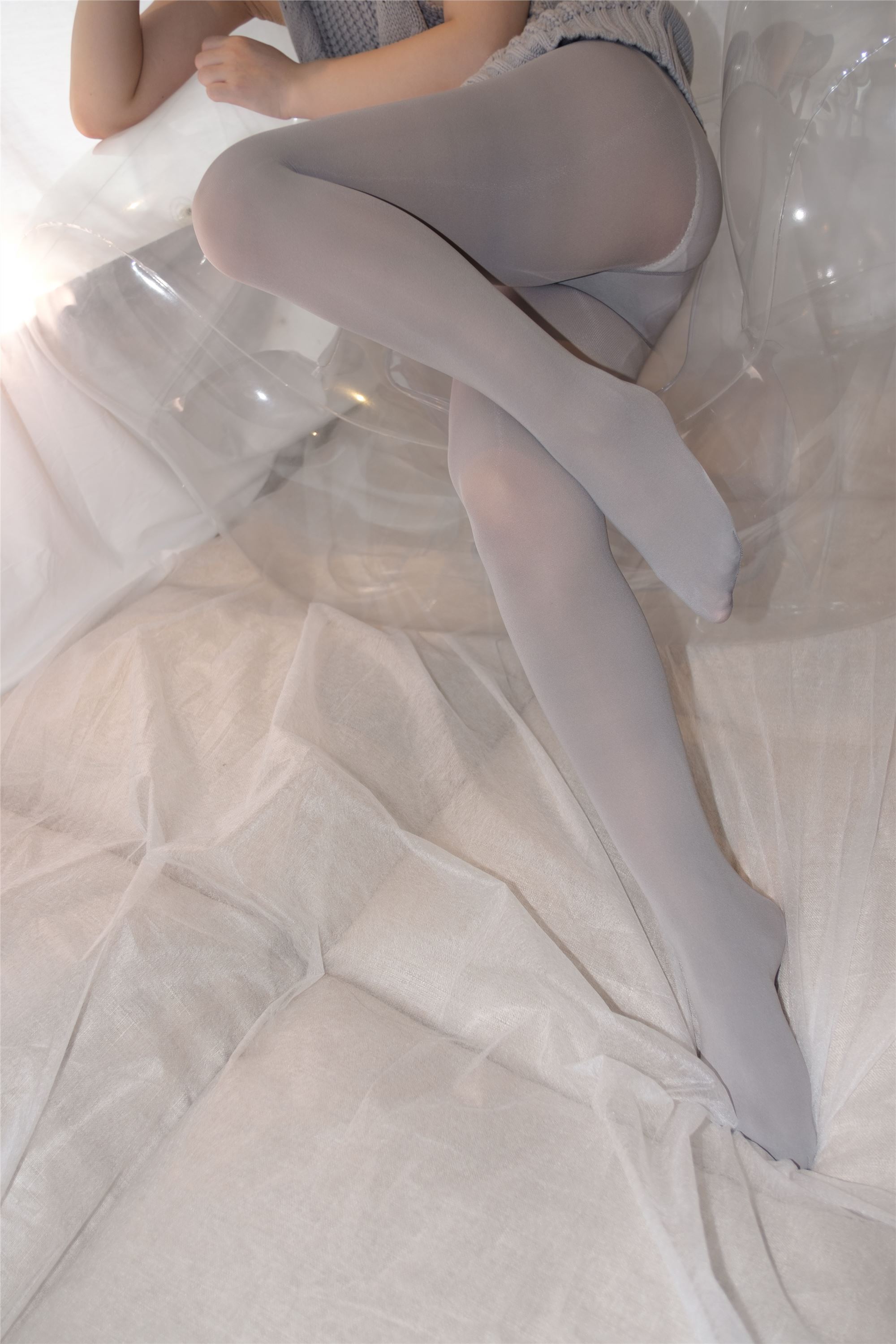 [森萝财团]萝莉丝足写真 ALPHA-009