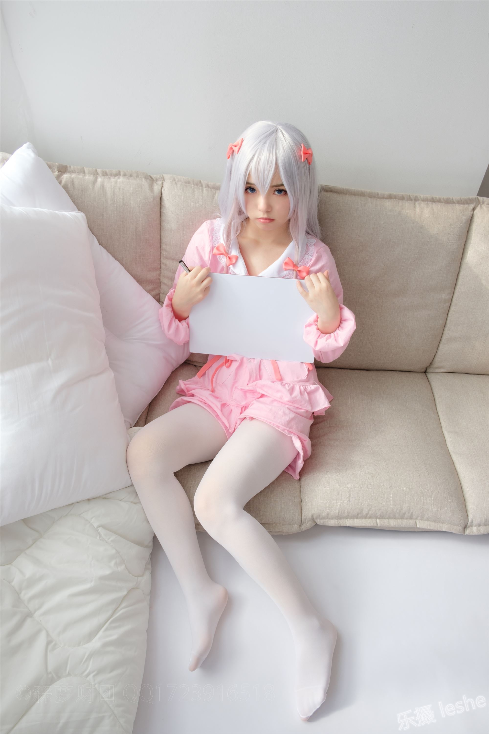 [森萝财团]萝莉丝足写真 ALPHA-015 白发魔女传