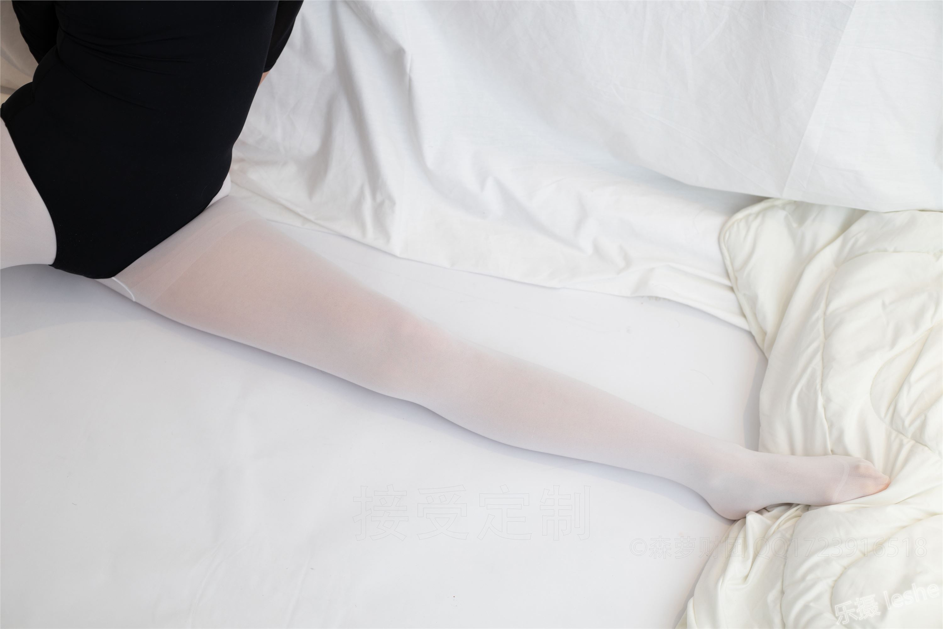 [森萝财团]萝莉丝足写真 ALPHA-019