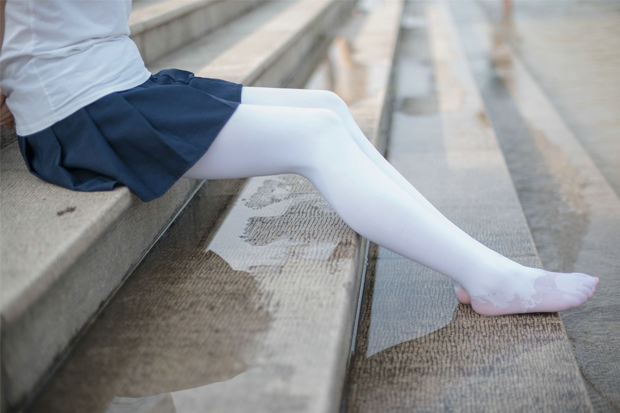 森萝财团写真 - [BETA-001] 高中生的户外白丝