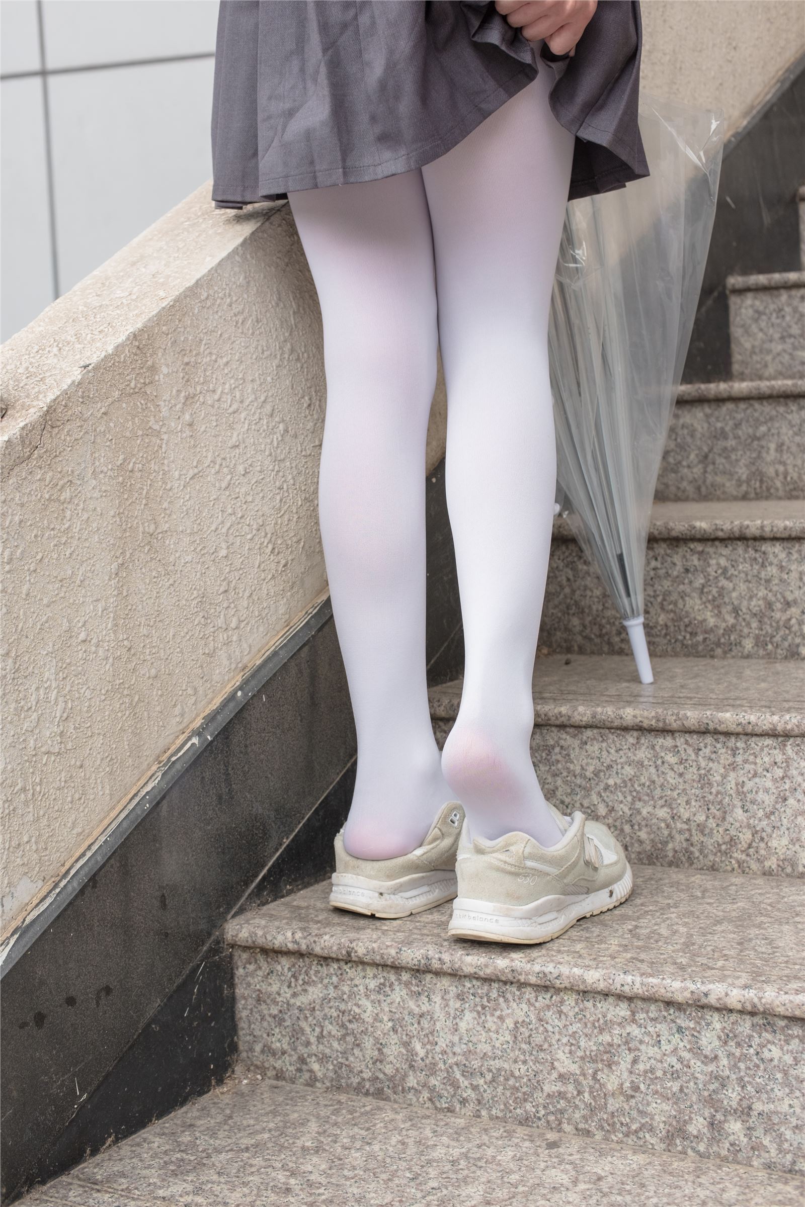 [森萝财团]萝莉丝足写真 BETA-003