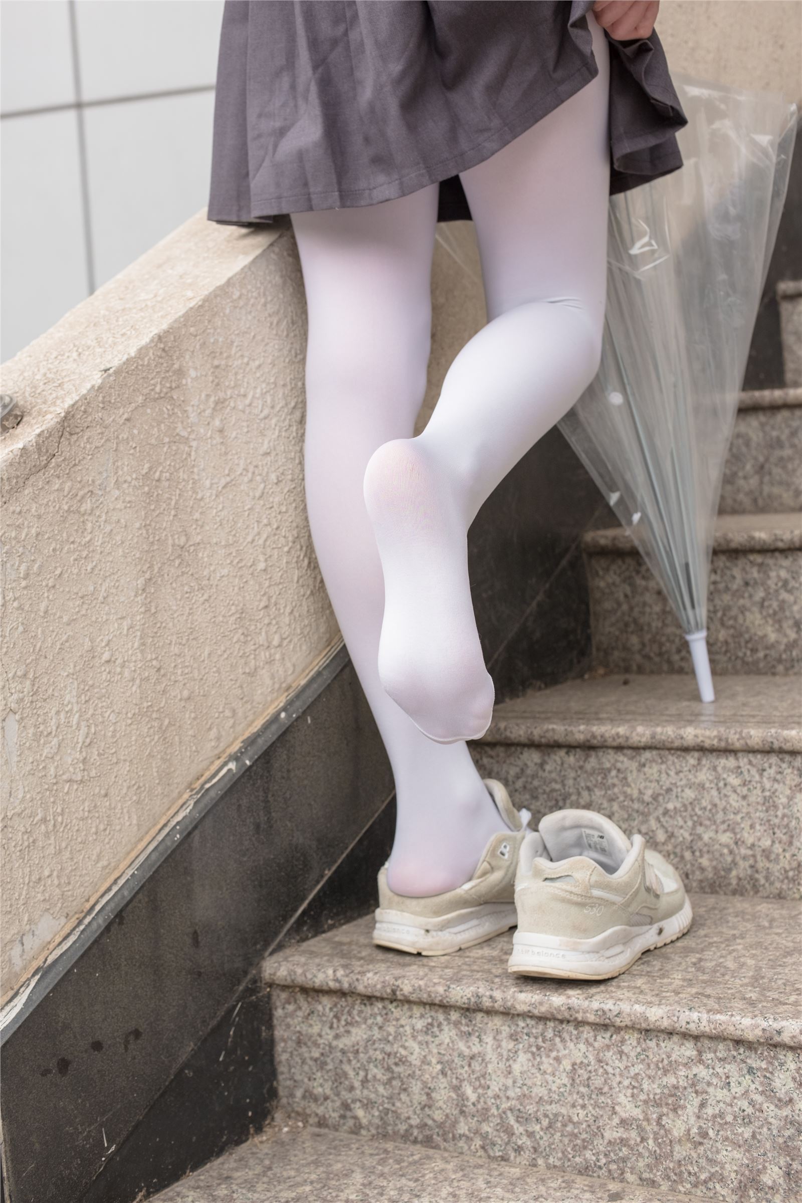 [森萝财团]萝莉丝足写真 BETA-003