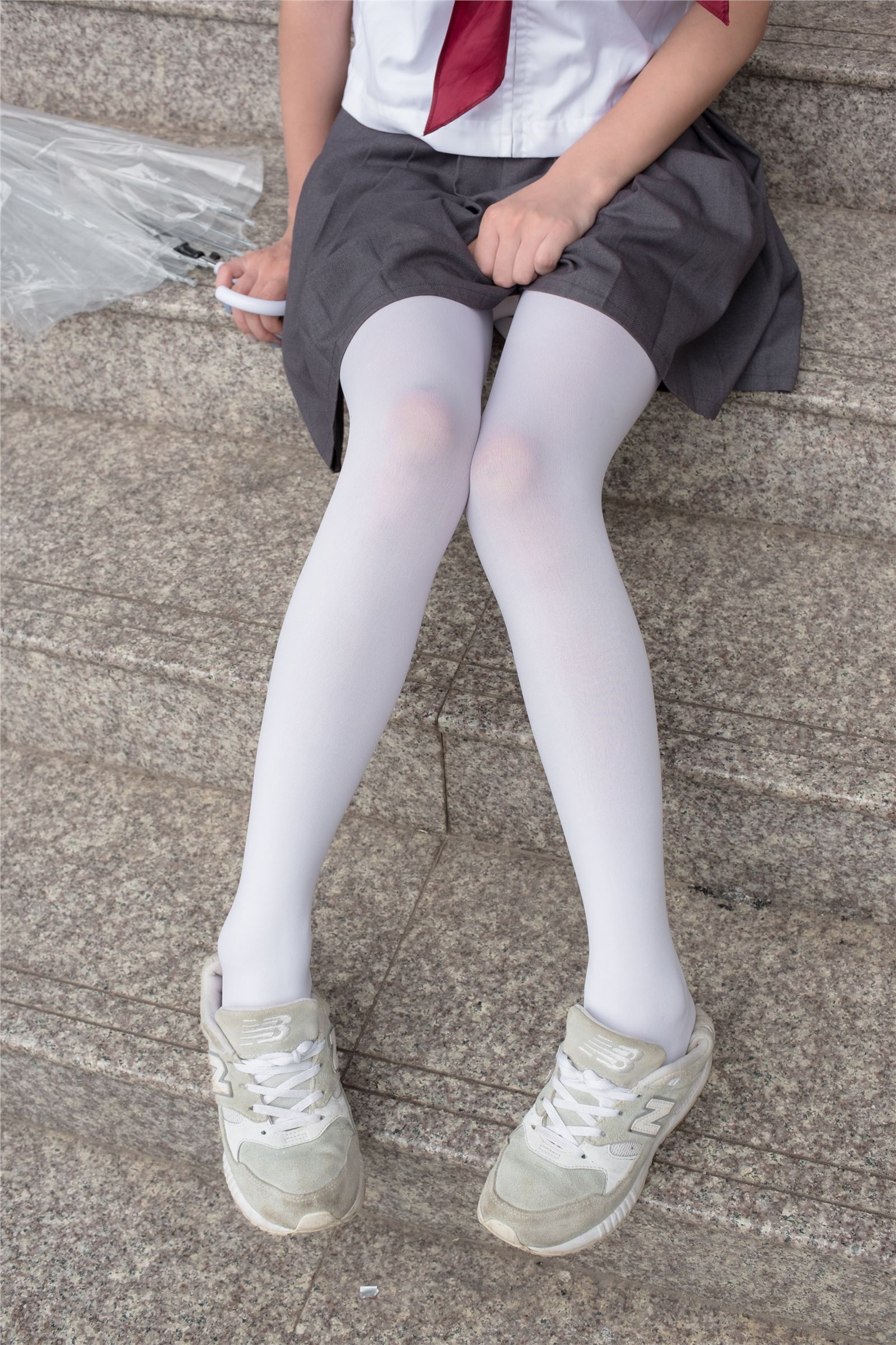 [森萝财团]萝莉丝足写真 BETA-003