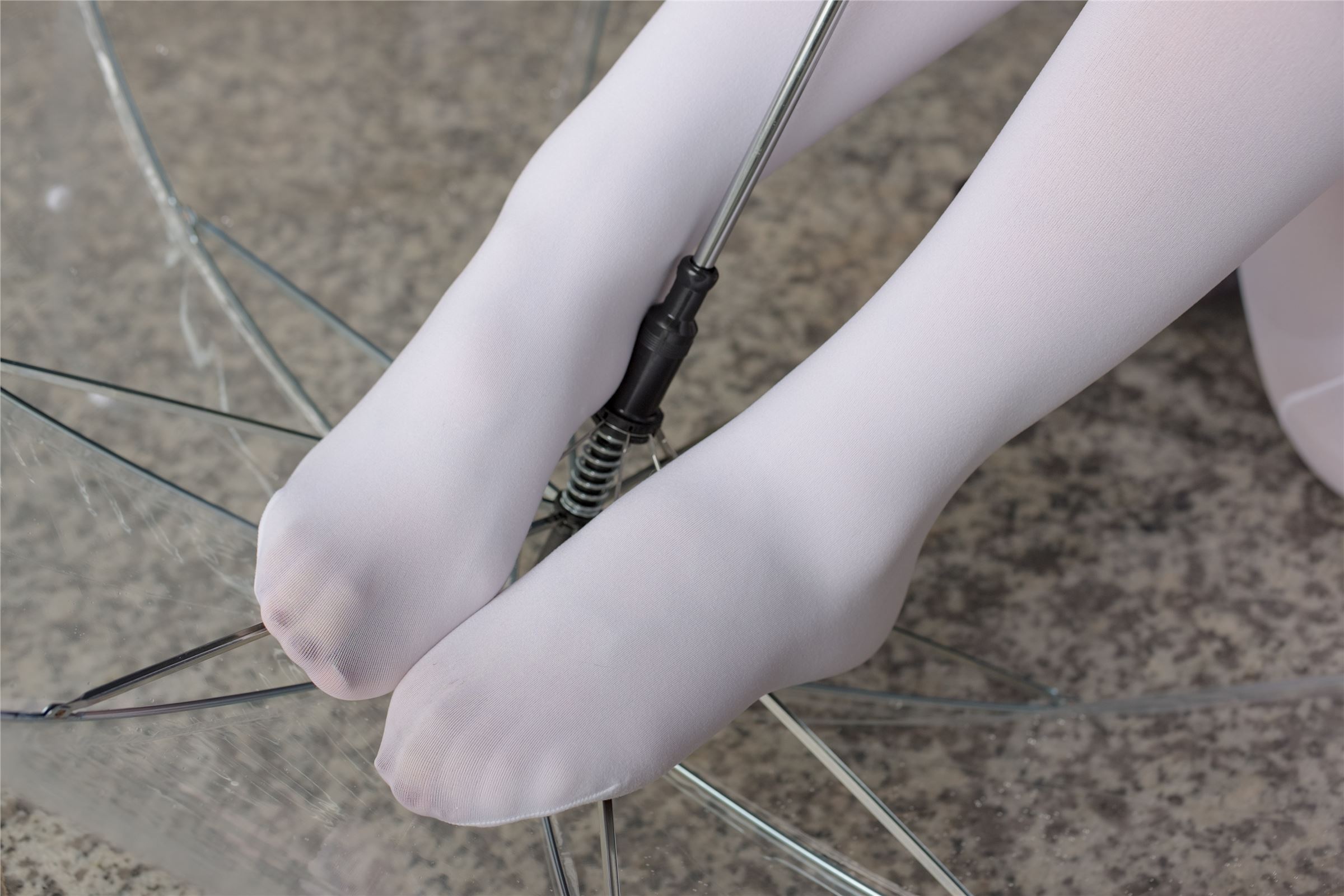 [森萝财团]萝莉丝足写真 BETA-003