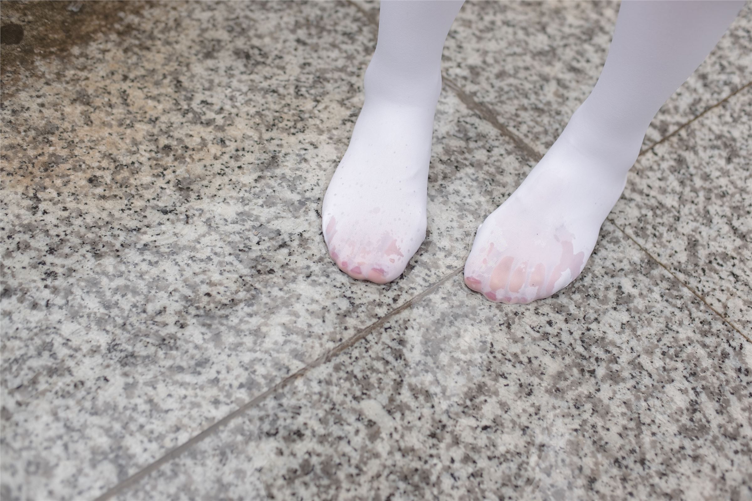 [森萝财团]萝莉丝足写真 BETA-003