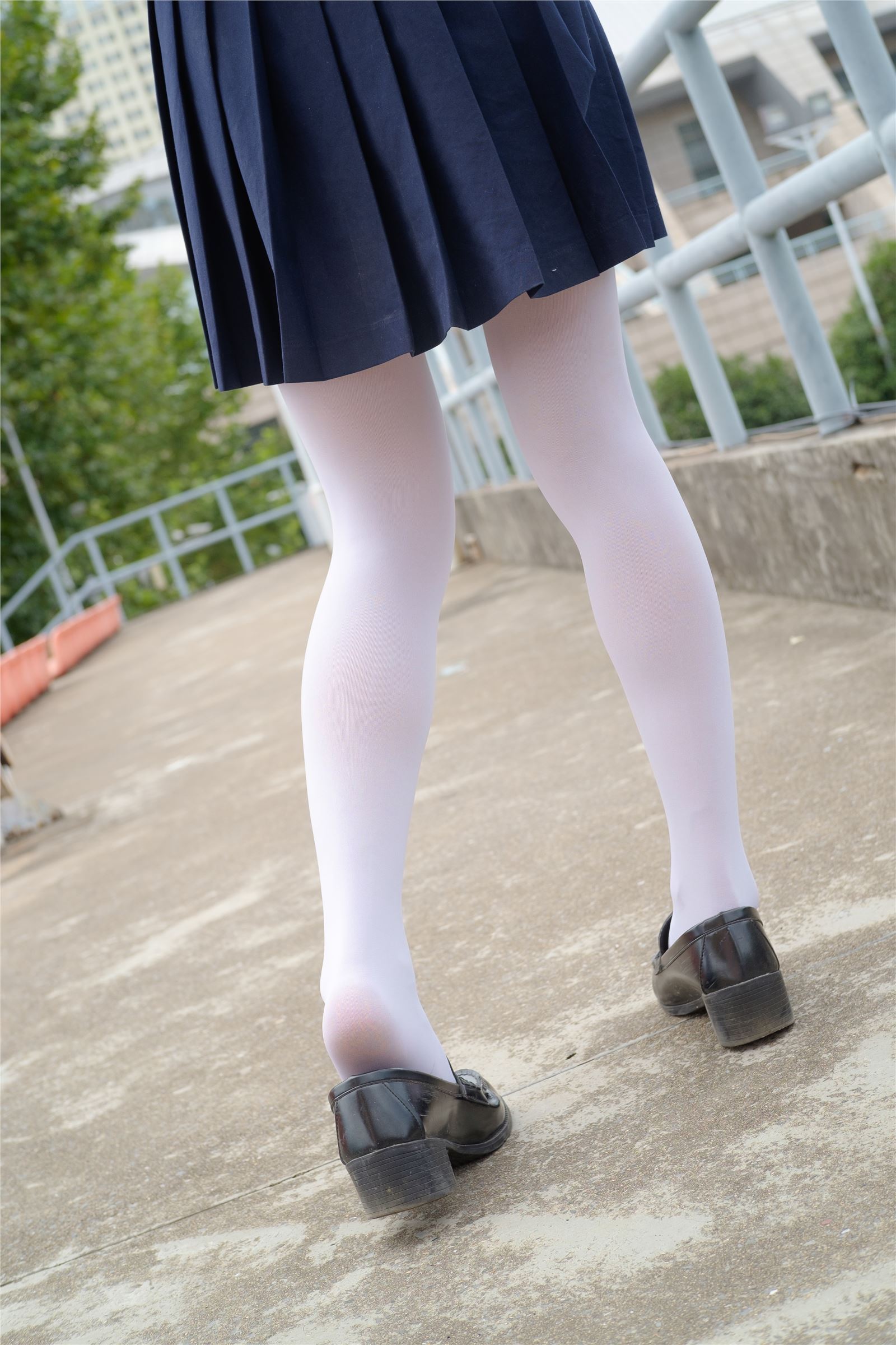 [森萝财团]萝莉丝足写真 BETA-004