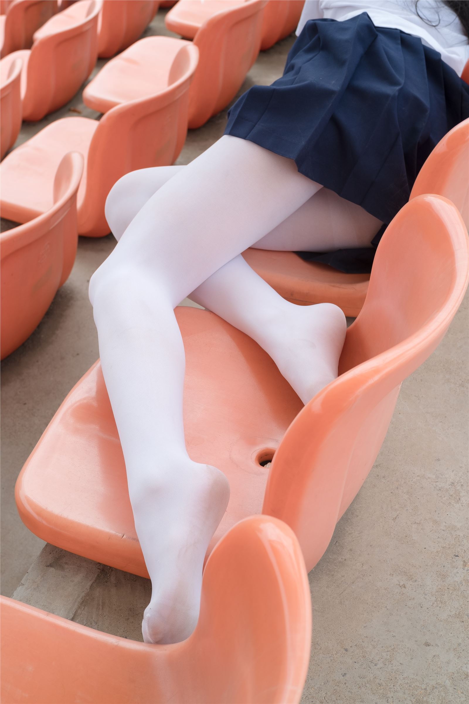 [森萝财团]萝莉丝足写真 BETA-004