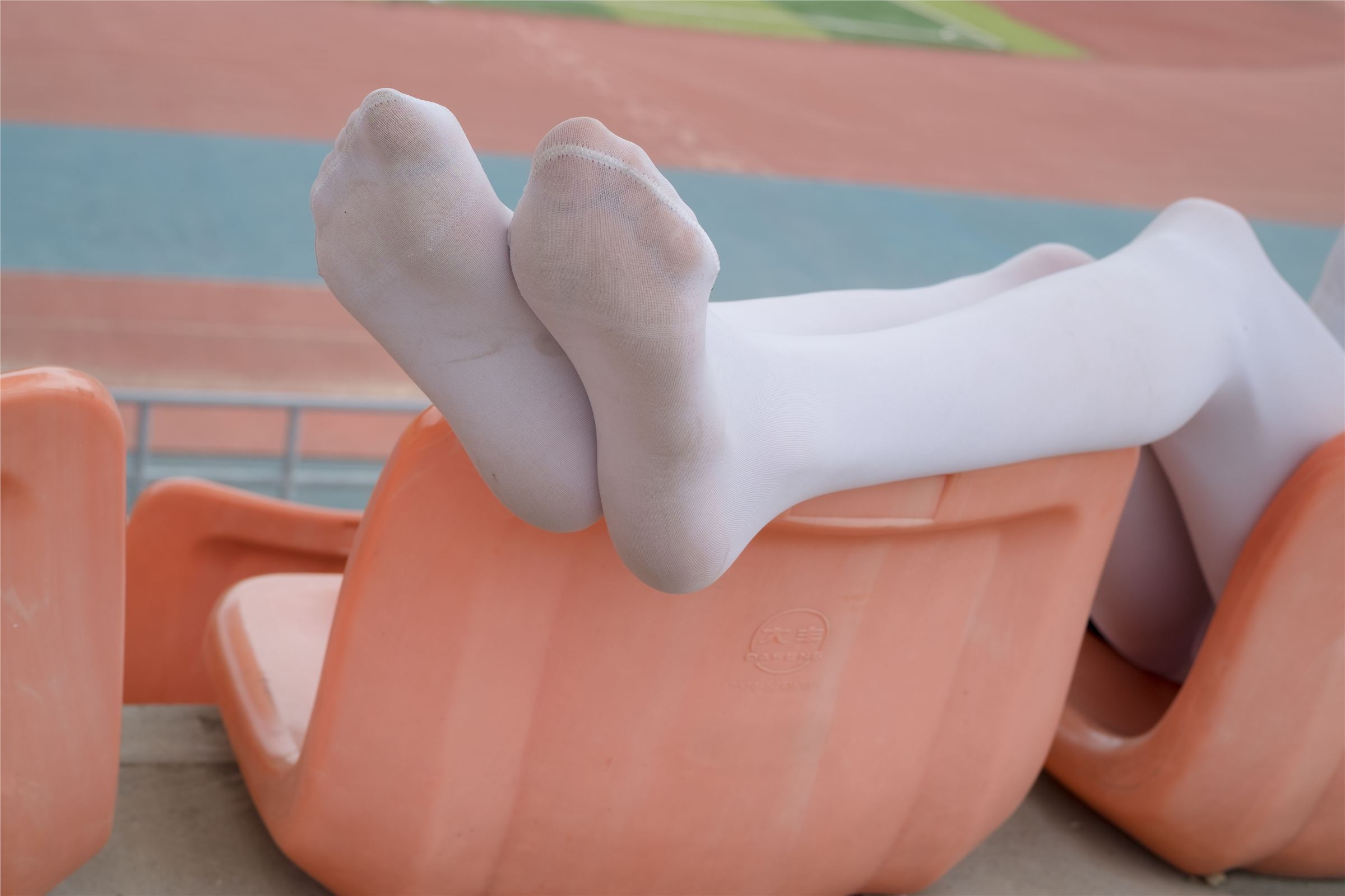 [森萝财团]萝莉丝足写真 BETA-004