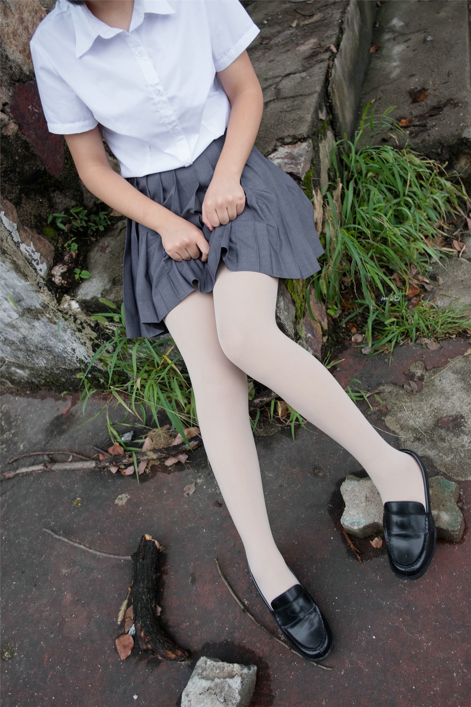 森萝财团写真 - [BETA-005]