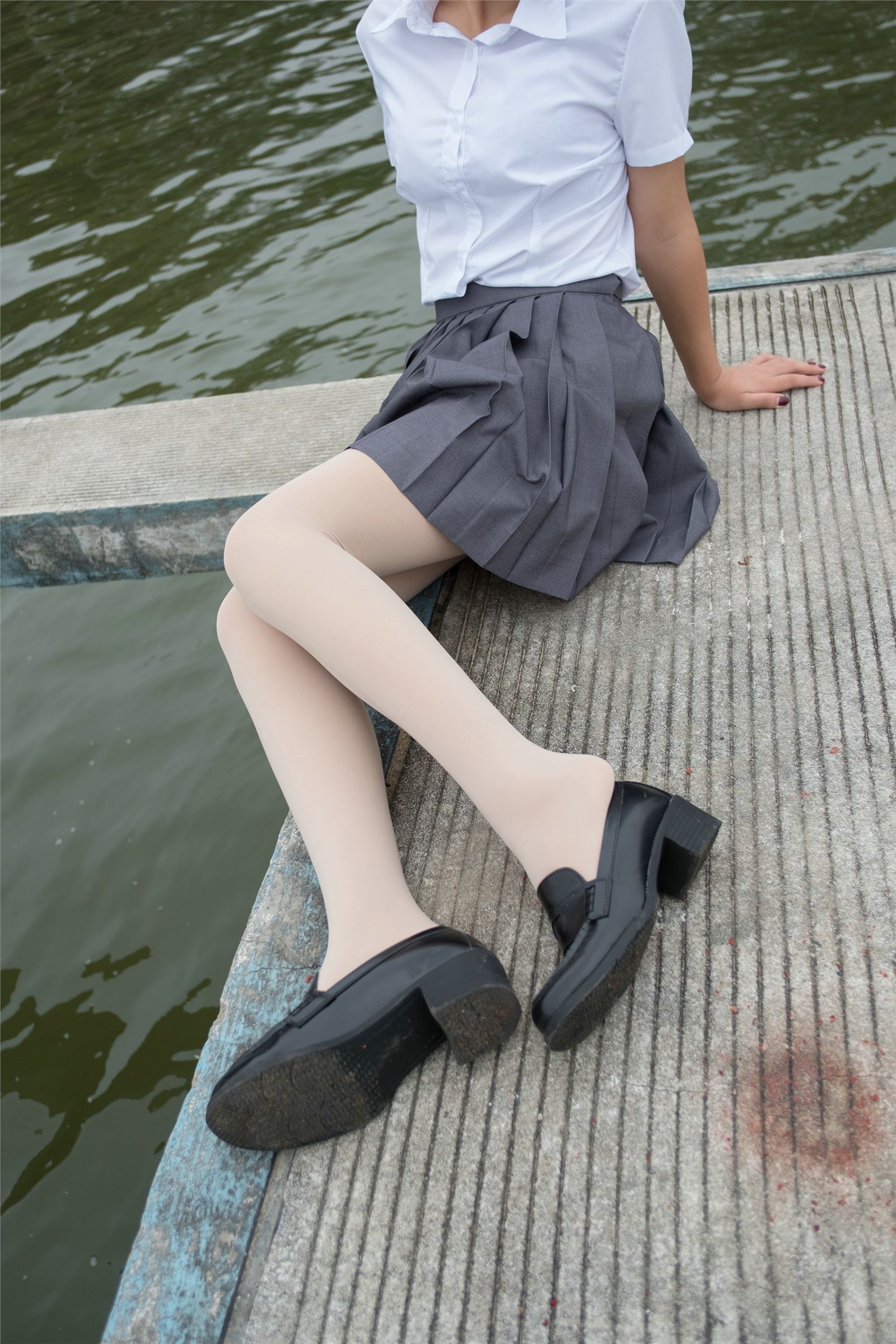 森萝财团写真 - [BETA-005]