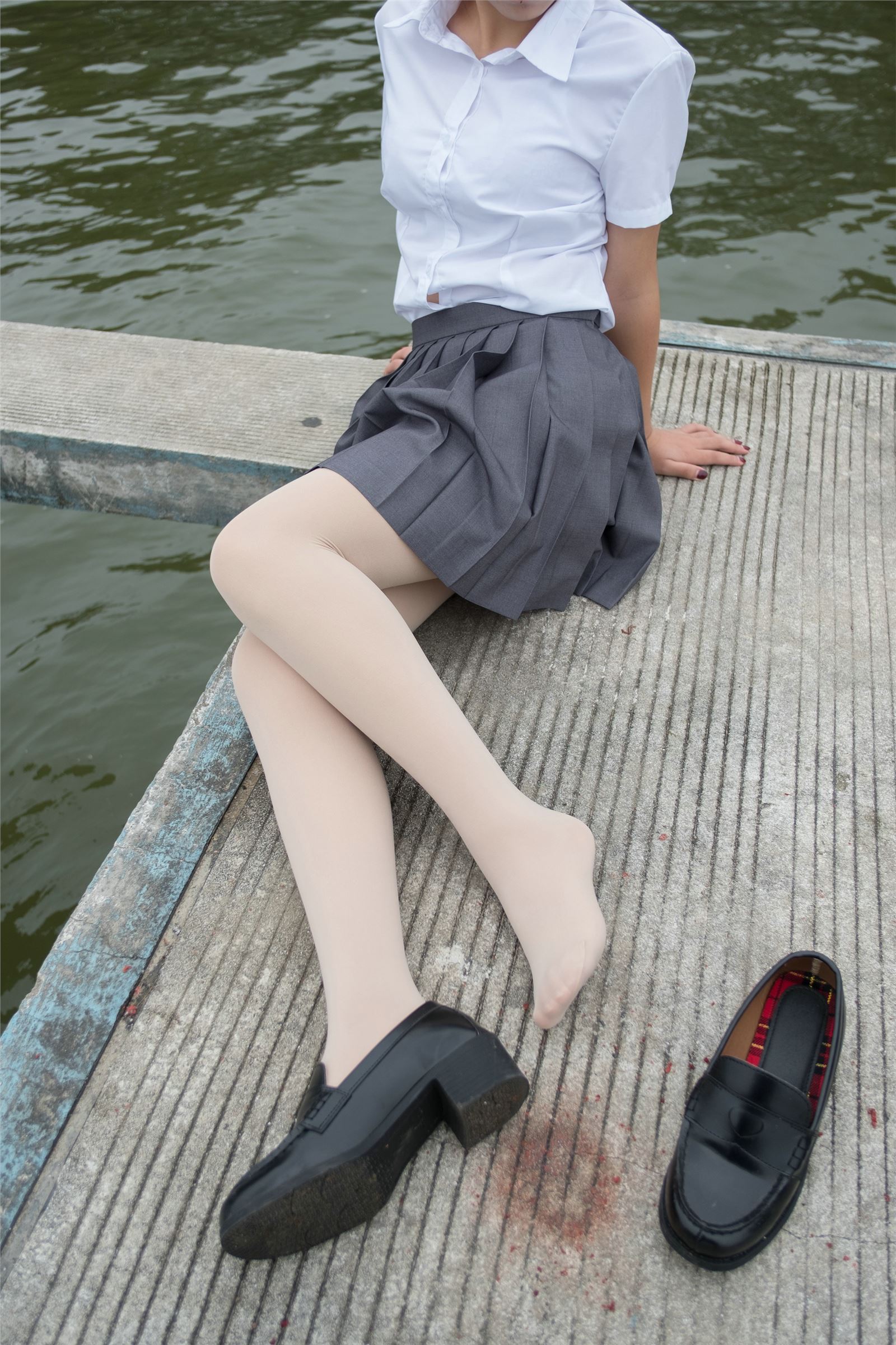 森萝财团写真 - [BETA-005]