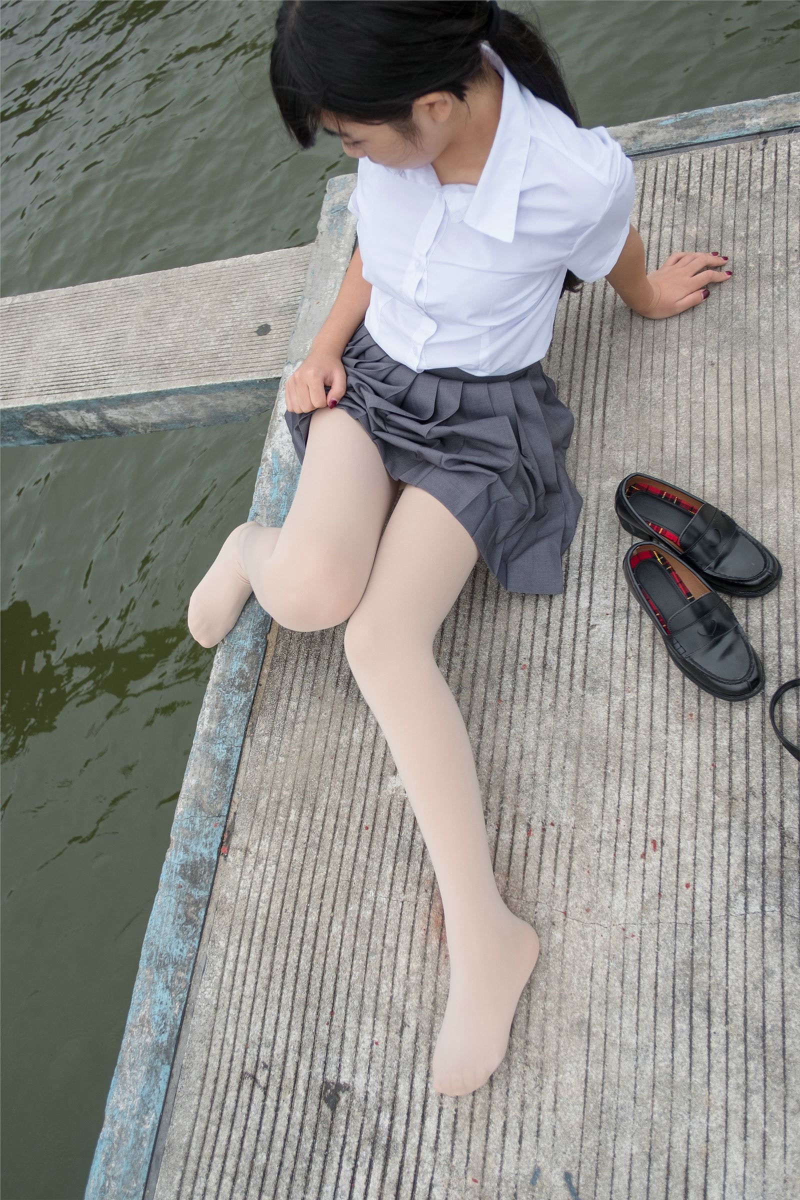 森萝财团写真 - [BETA-005]