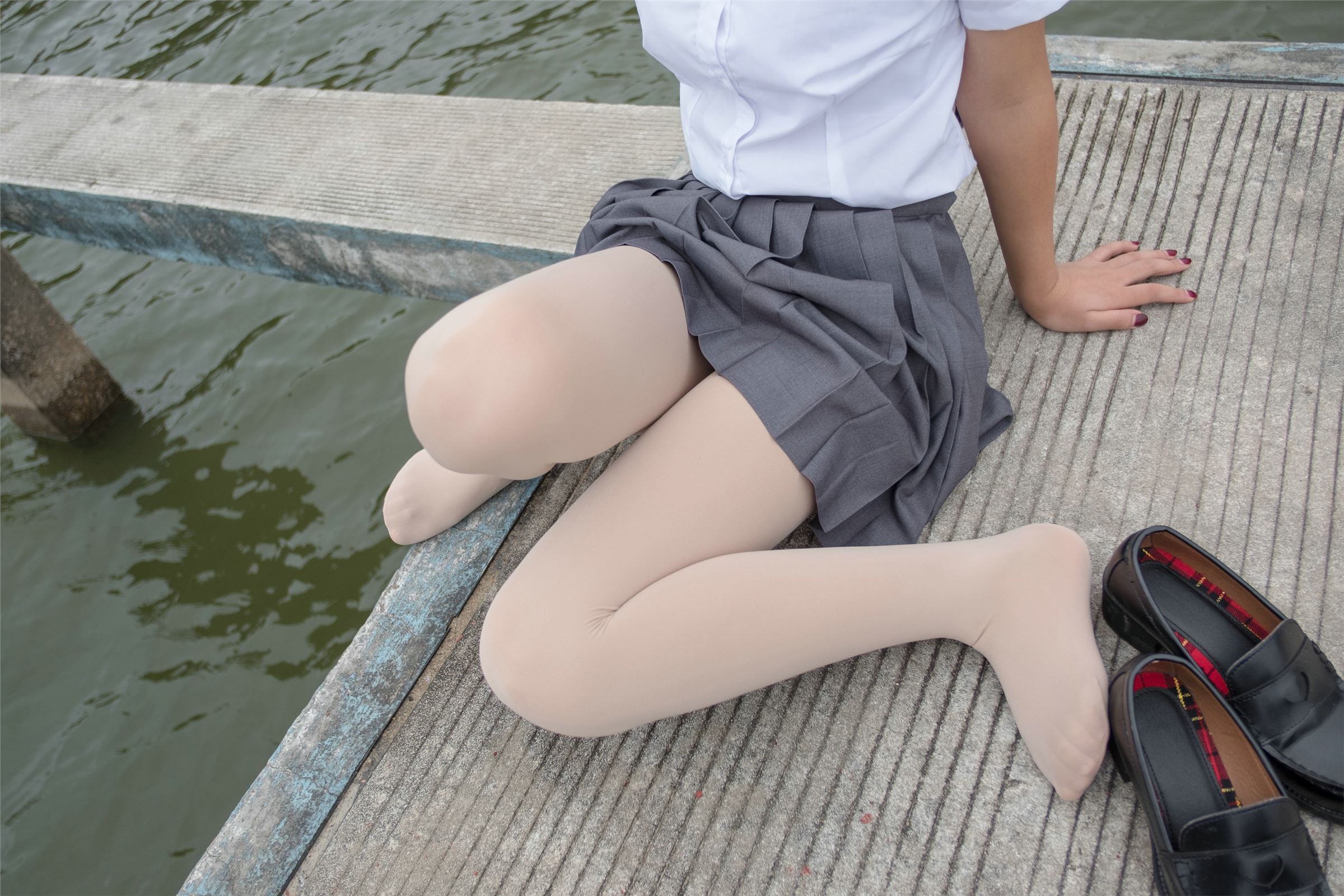 森萝财团写真 - [BETA-005]