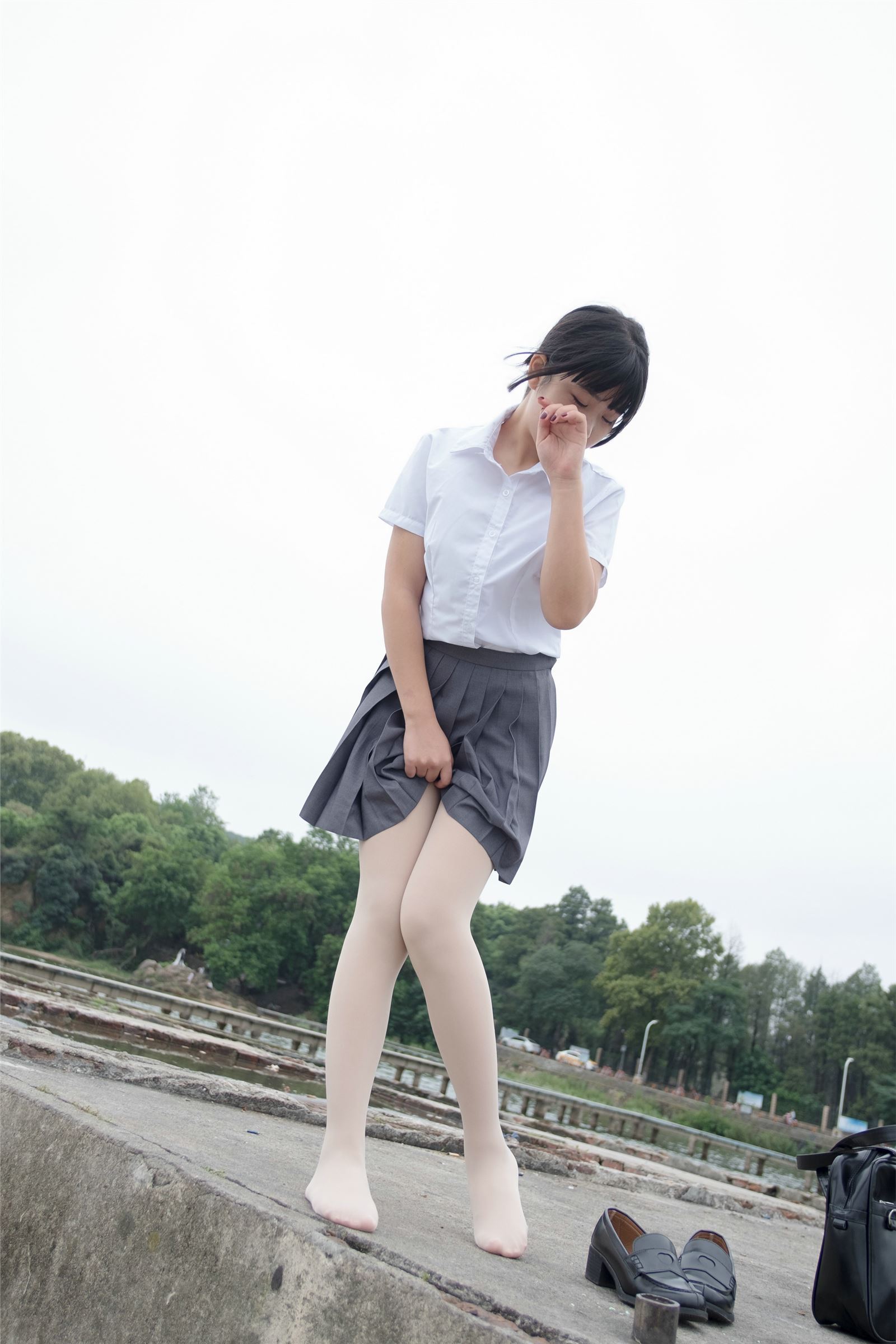 森萝财团写真 - [BETA-005]