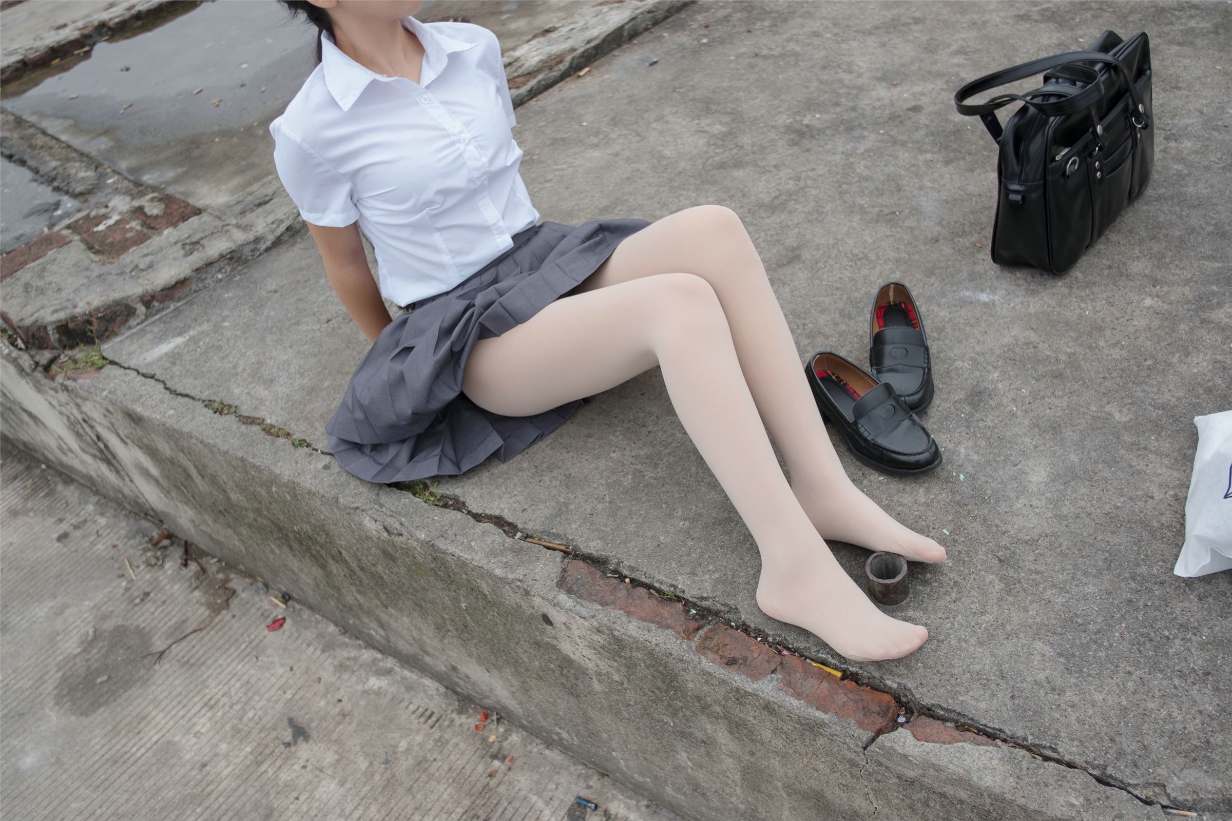 森萝财团写真 - [BETA-005]