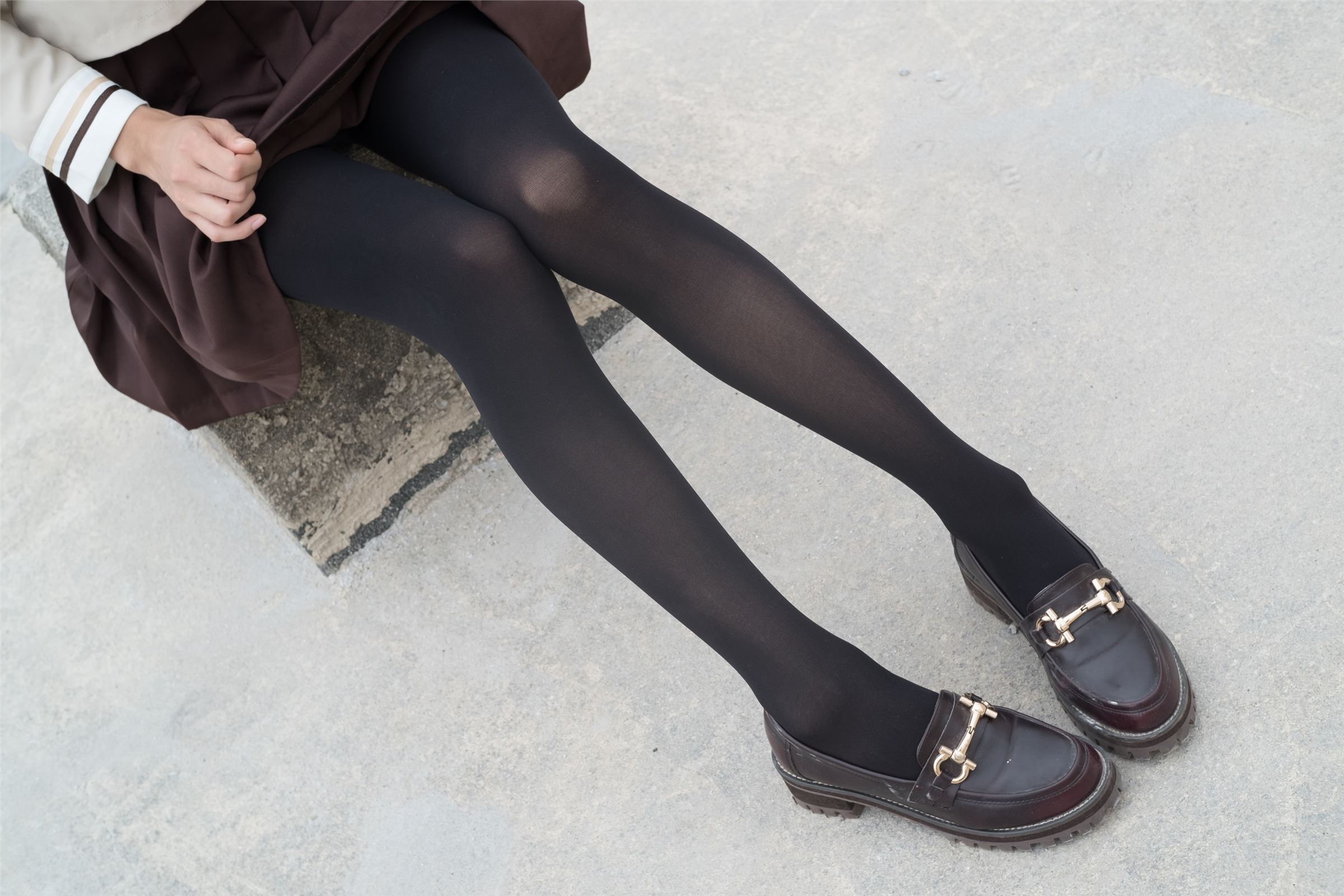 森萝财团写真 - [BETA-006] 黑丝白丝外拍