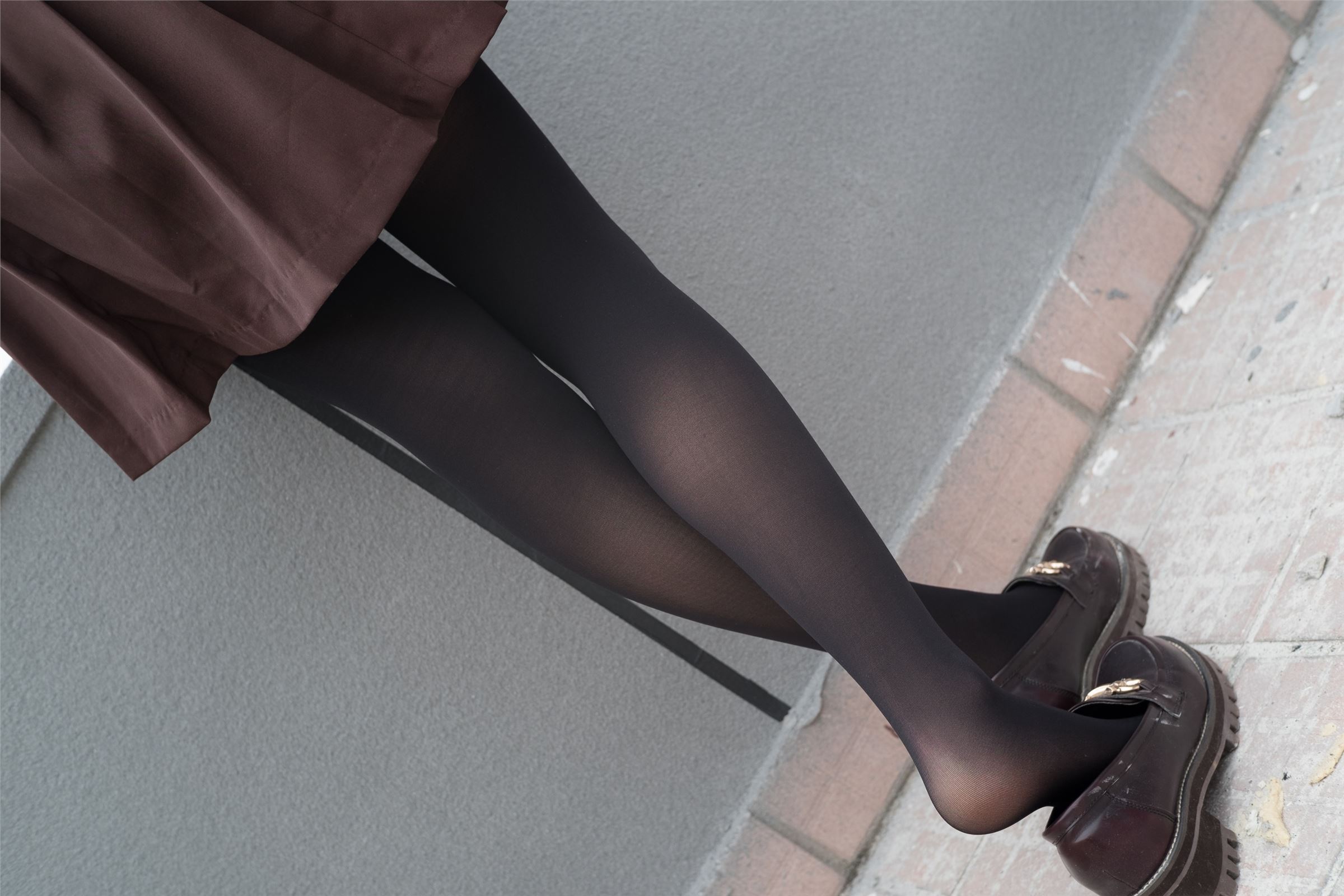 森萝财团写真 - [BETA-006] 黑丝白丝外拍