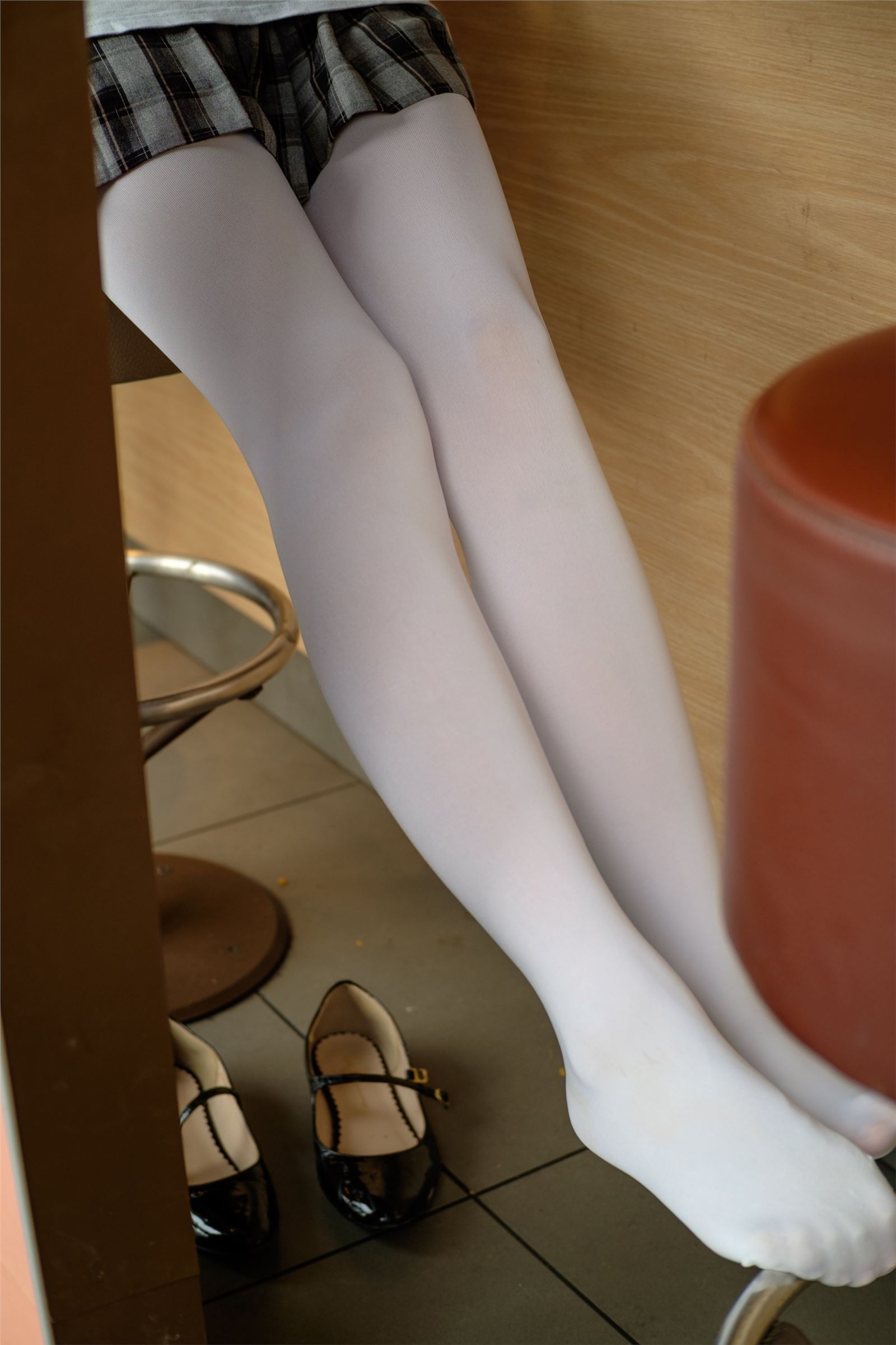 森萝财团写真 - [BETA-006] 黑丝白丝外拍