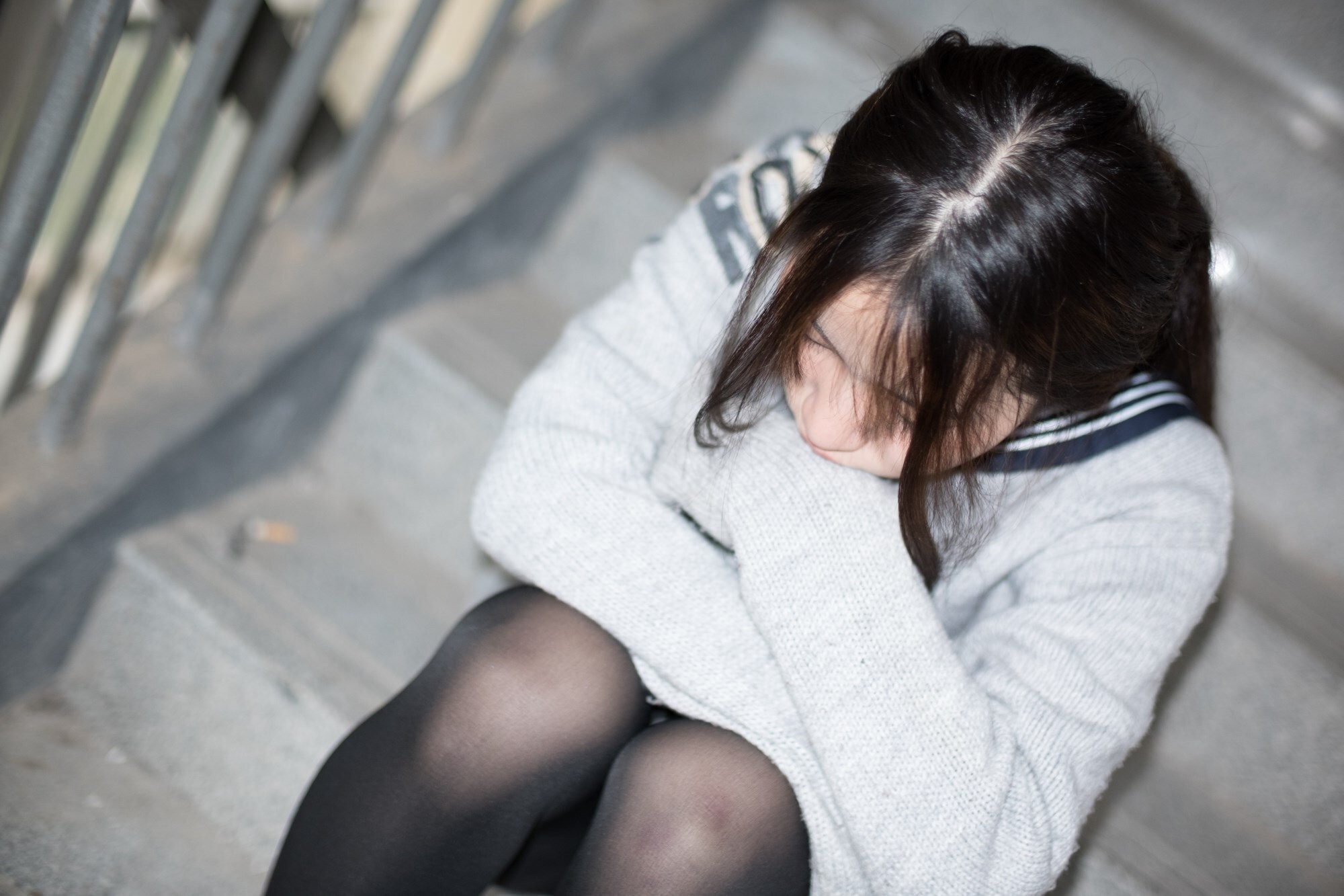 森萝财团写真 - [BETA-007] 楼梯间的黑丝小妹