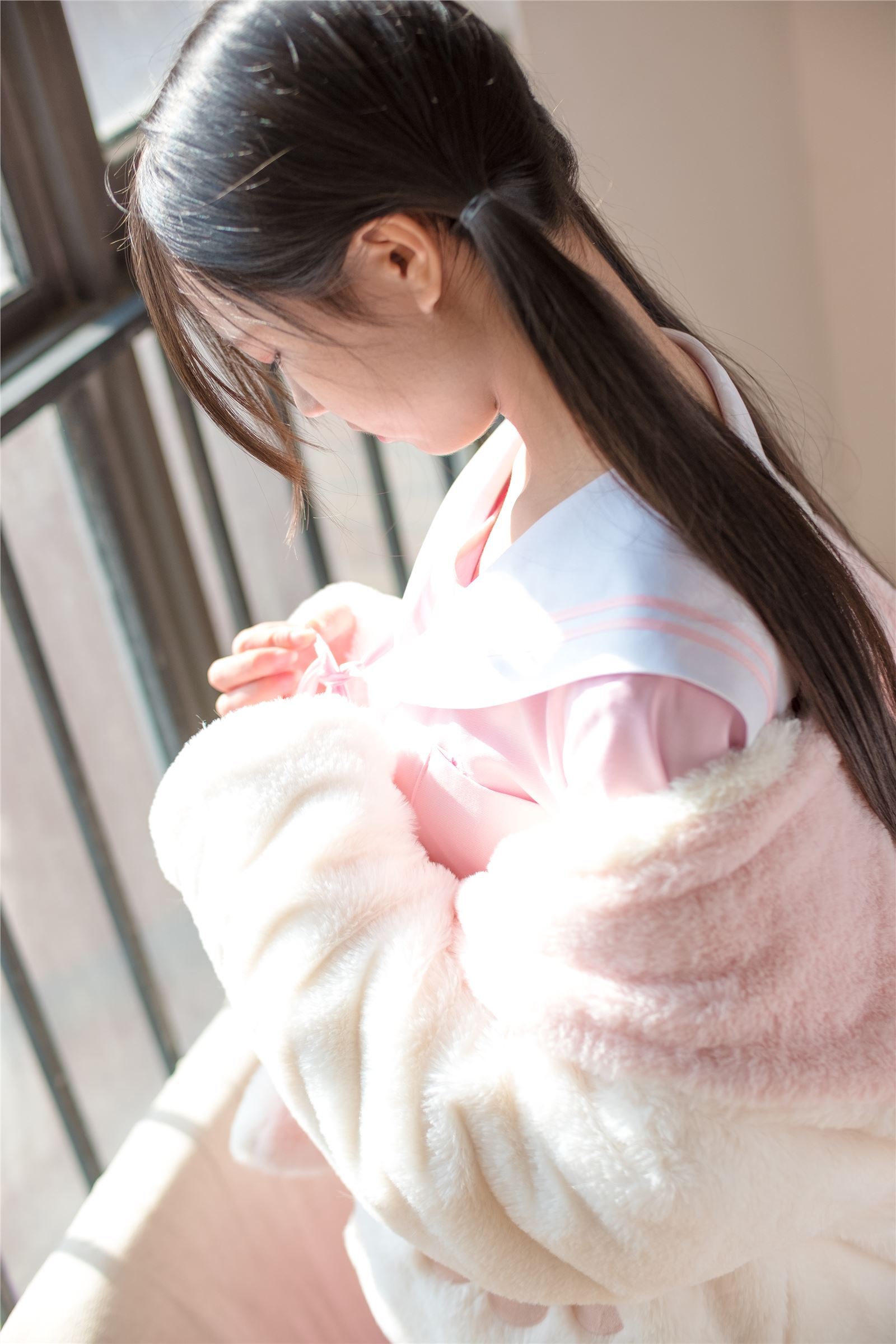 [森萝财团]萝莉丝足写真 BETA-013