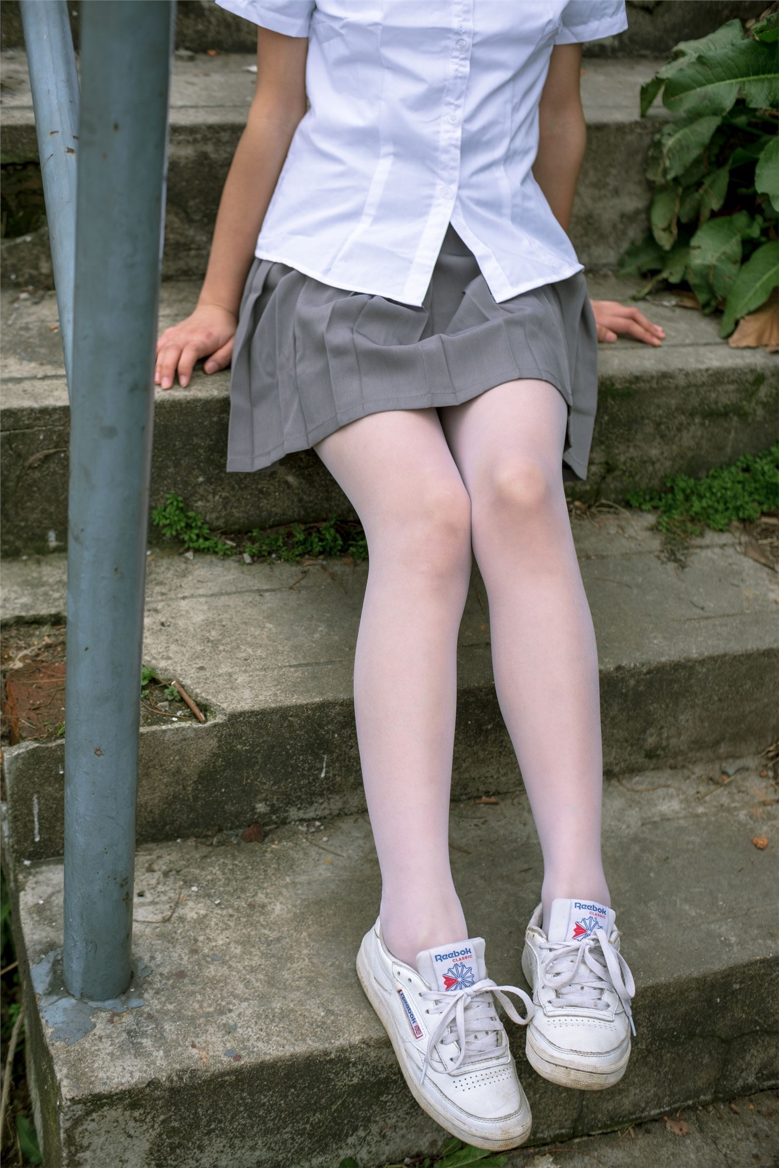 森萝财团写真 - [BETA-014] 学生妹的外拍写真