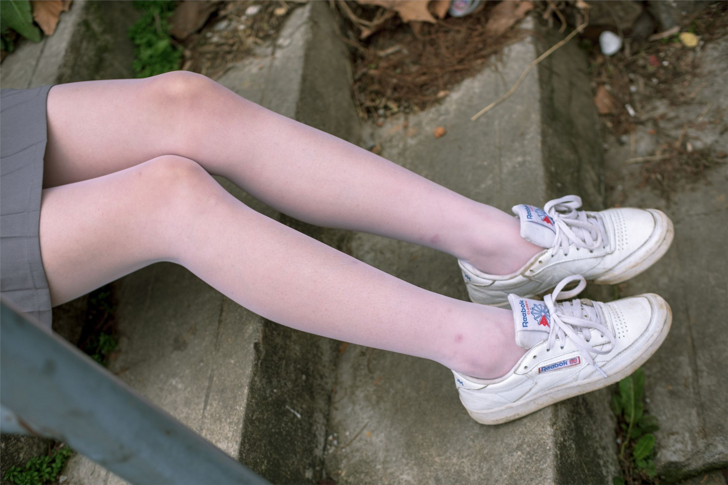 森萝财团写真 - [BETA-014] 学生妹的外拍写真