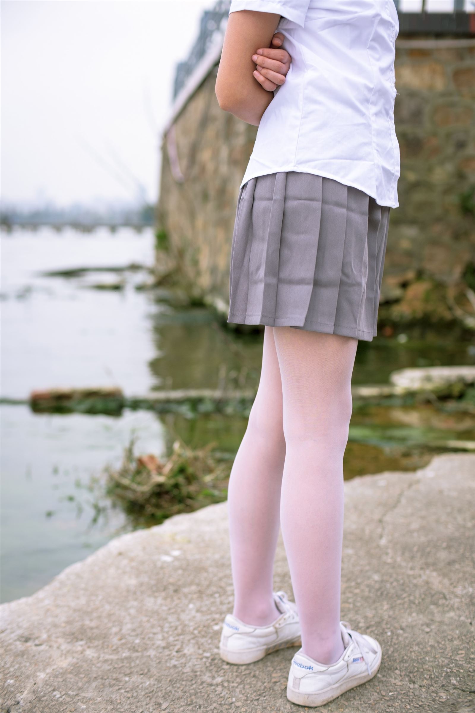 森萝财团写真 - [BETA-014] 学生妹的外拍写真