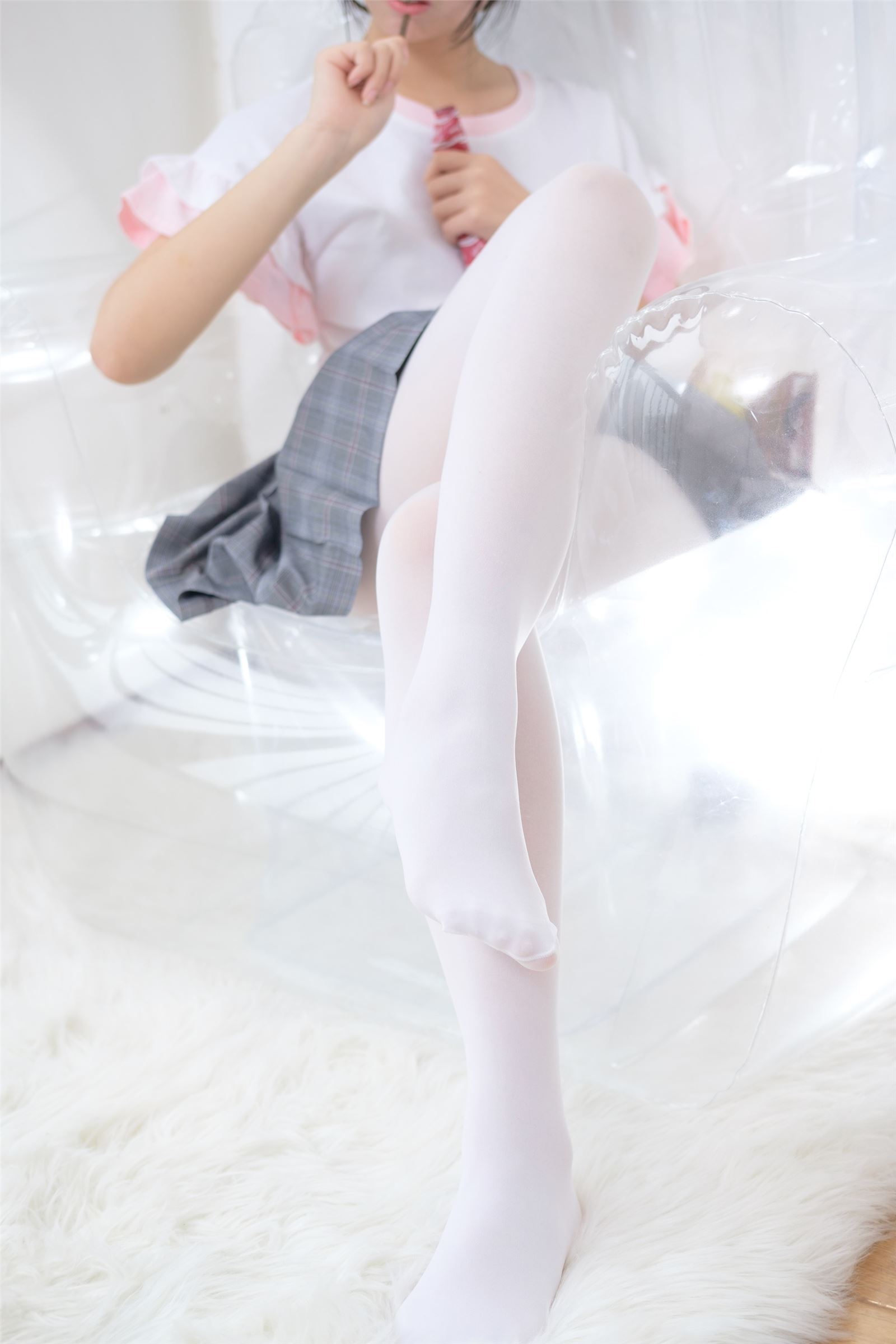 森萝财团写真 - [BETA-015] 白丝嫩嫩的厨娘