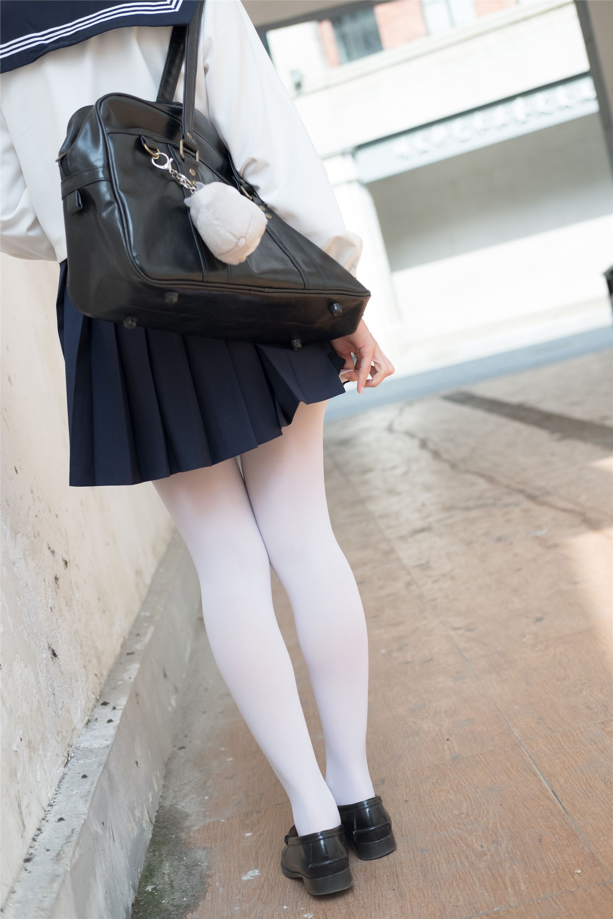 [森萝财团]萝莉丝足写真BETA-017